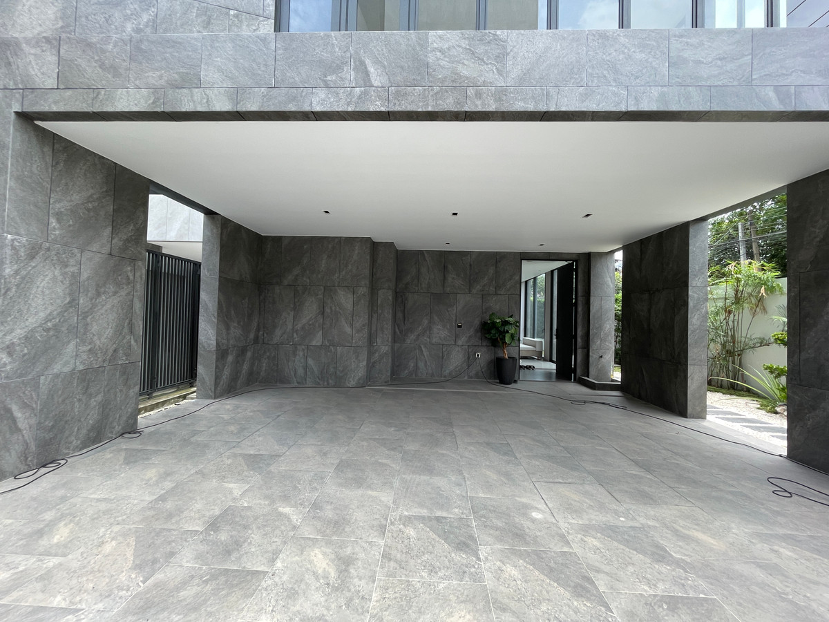 ขายบ้านพัฒนาการ ศรีนครินทร์ : ขายบ้านเดี่ยวหรู 4 ชั้น ZENITH 5 RESIDENCES ศรีนครินทร์ หลัง Paradise Park พื้นที่ใช้สอย 531 ตร.ม. ใกล้รถไฟฟ้าสายสีเหลือง