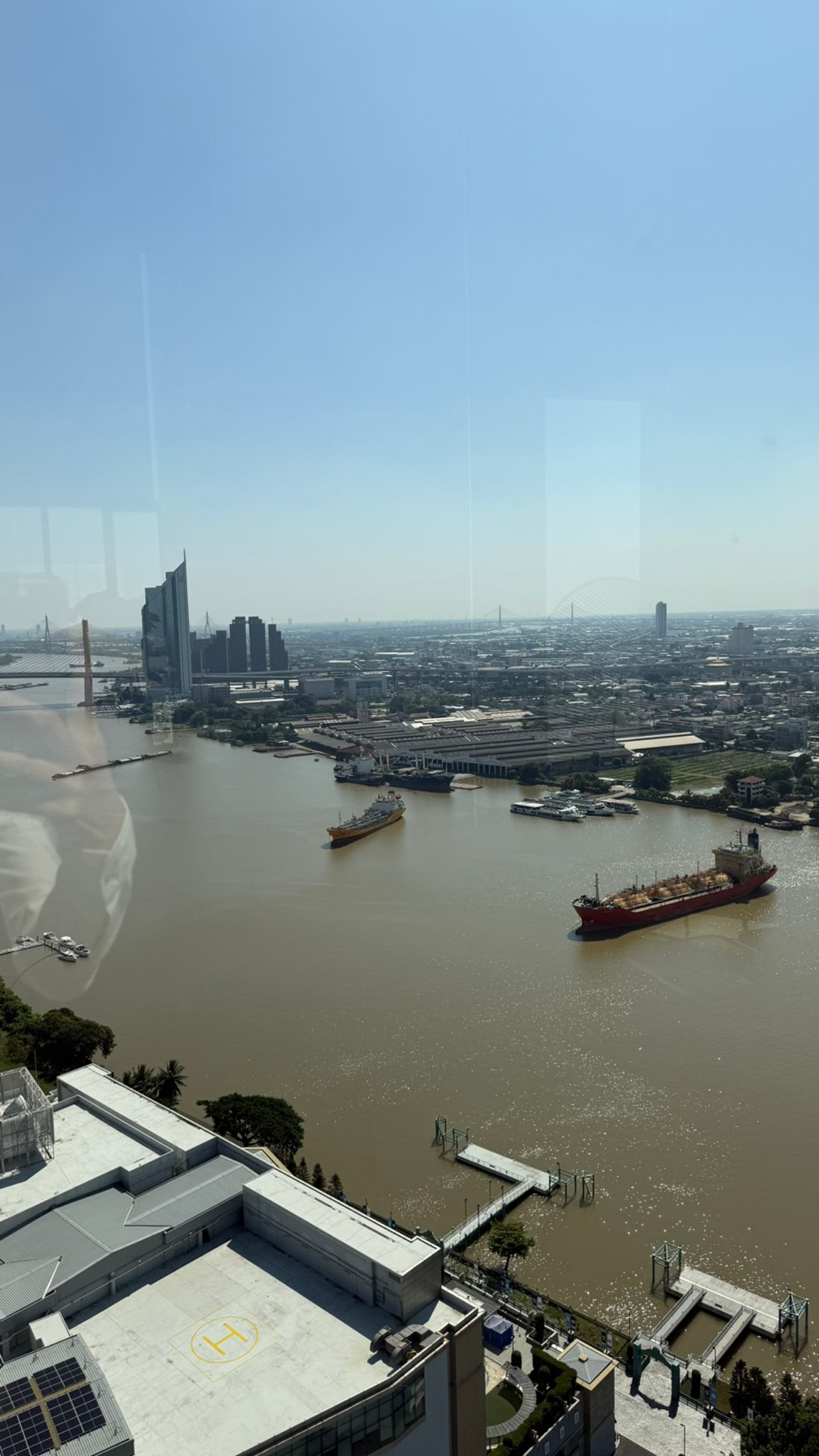 ให้เช่าคอนโดพระราม 3 สาธุประดิษฐ์ : ให้เช่าพร้อมเข้าพัก  !วิวเเม่น้ำเจ้าพระยา คอนโด เดอะ คีย์ พระราม 3 – ชั้น 17  ราคาเพียง 16,000 บาท/เดือน 1 ห้องนอน | 1 ห้องน้ำ | 31 ตร.ม. ติดห้างเทอมินอล 21 พระราม 3