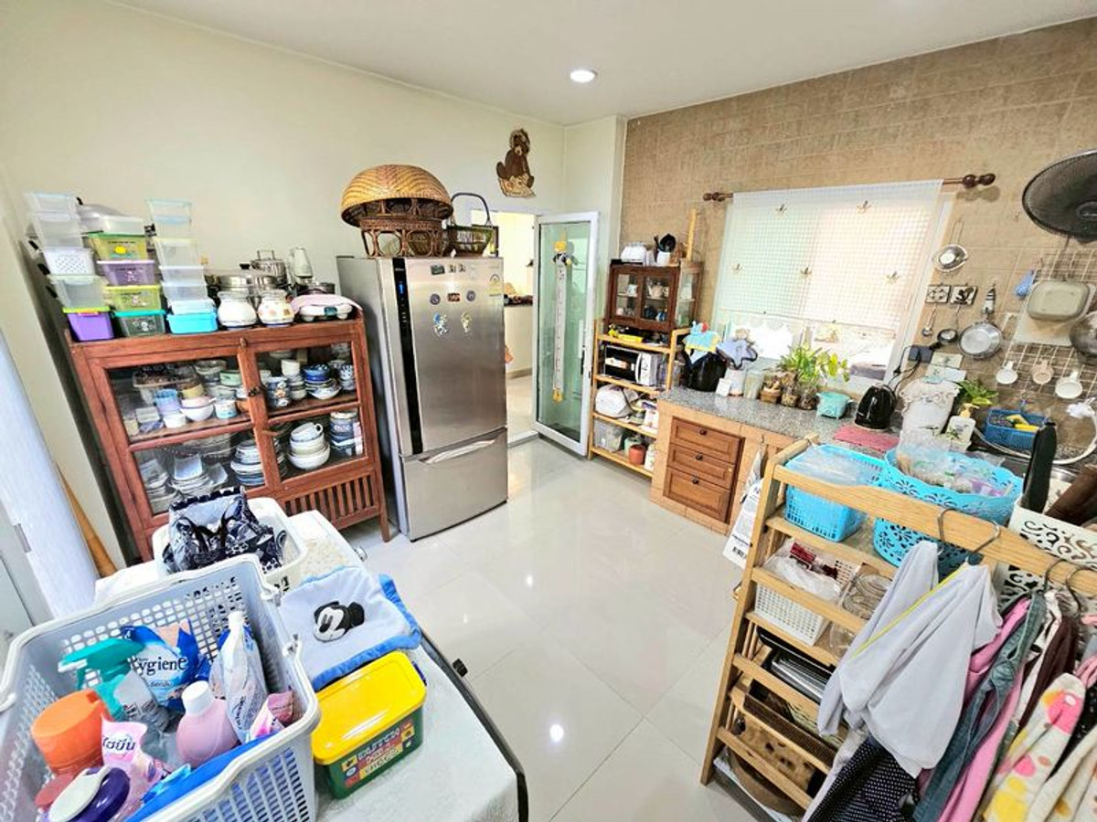 For SaleHousePathum Thani,Rangsit, Thammasat : Single house for sale, 90 sq m, Charlotteville Village. (Charlotte's Ville) Soi Hathairat 74 - Sai Mai, beautiful garden, ready to move in. Bueng Kham Proi Subdistrict, Lam Luk Ka District, Pathum Thani