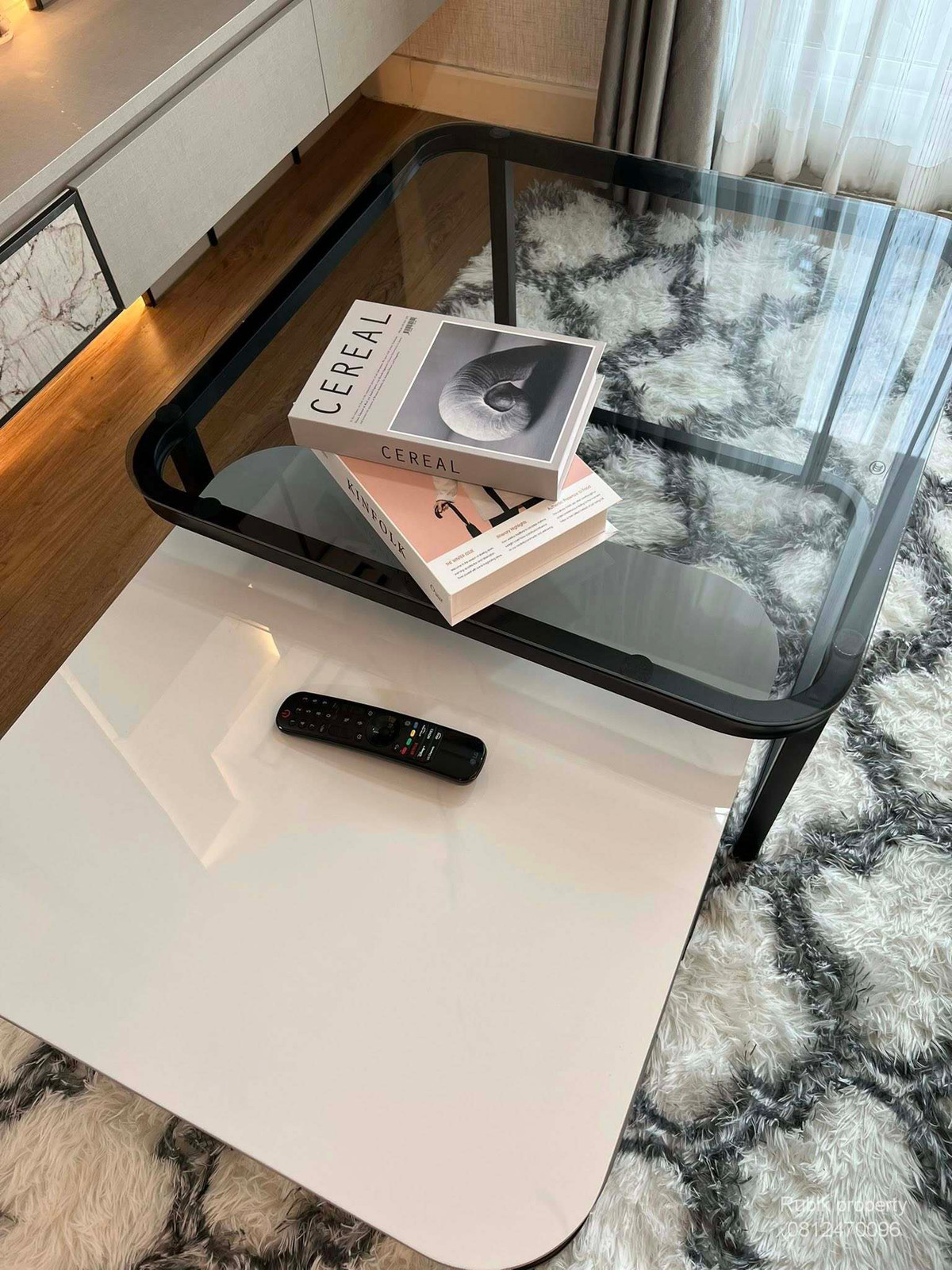 For RentCondoRatchadapisek, Huaikwang, Suttisan : 🏢 Condo available for rent | The Kris Ratchada Soi 17 (Building 7) RB1479, size 2 bedrooms, 1 bathroom | 45 sq m., good location near MRT Ratchada - very convenient in and out.