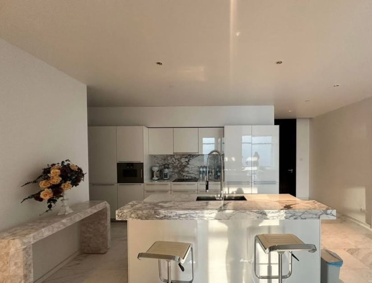 ให้เช่าคอนโดสาทร นราธิวาส : LTHC13740 – Condo for Rent | Four Seasons Private Residences Bangkok | 250 sqm | 3 Beds 5 Baths | Near BTS Saphan Taksin | 500K/Month | คอนโดให้เช่า โฟร์ซีซั่นส์
