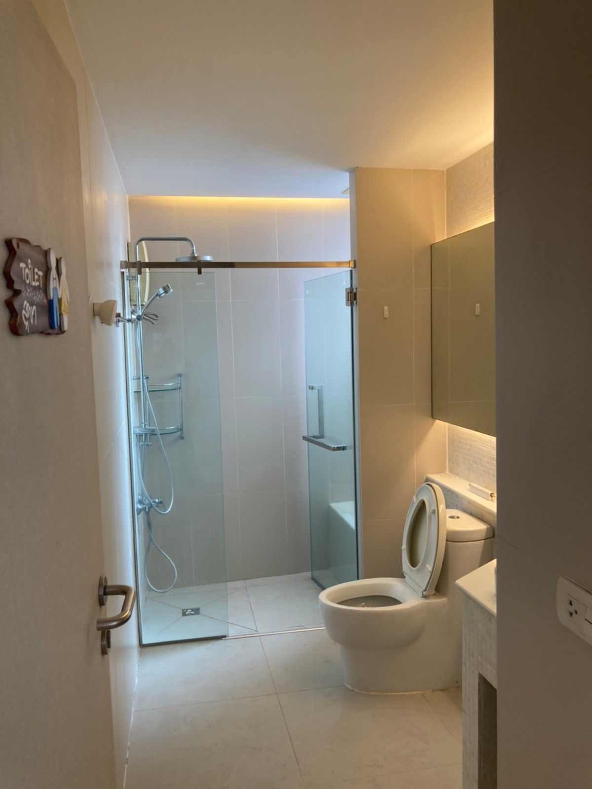 ให้เช่าคอนโดราชเทวี พญาไท : ปล่อยเช่า  ปทุมวัน รีสอร์ท   ห้องรีโนเวทใหม่ทั้งห้อง