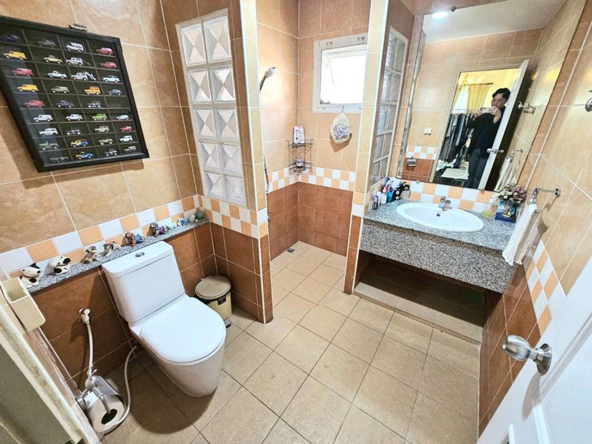 For SaleHousePathum Thani,Rangsit, Thammasat : Single house for sale, 90 sq m, Charlotteville Village. (Charlotte's Ville) Soi Hathairat 74 - Sai Mai, beautiful garden, ready to move in. Bueng Kham Proi Subdistrict, Lam Luk Ka District, Pathum Thani