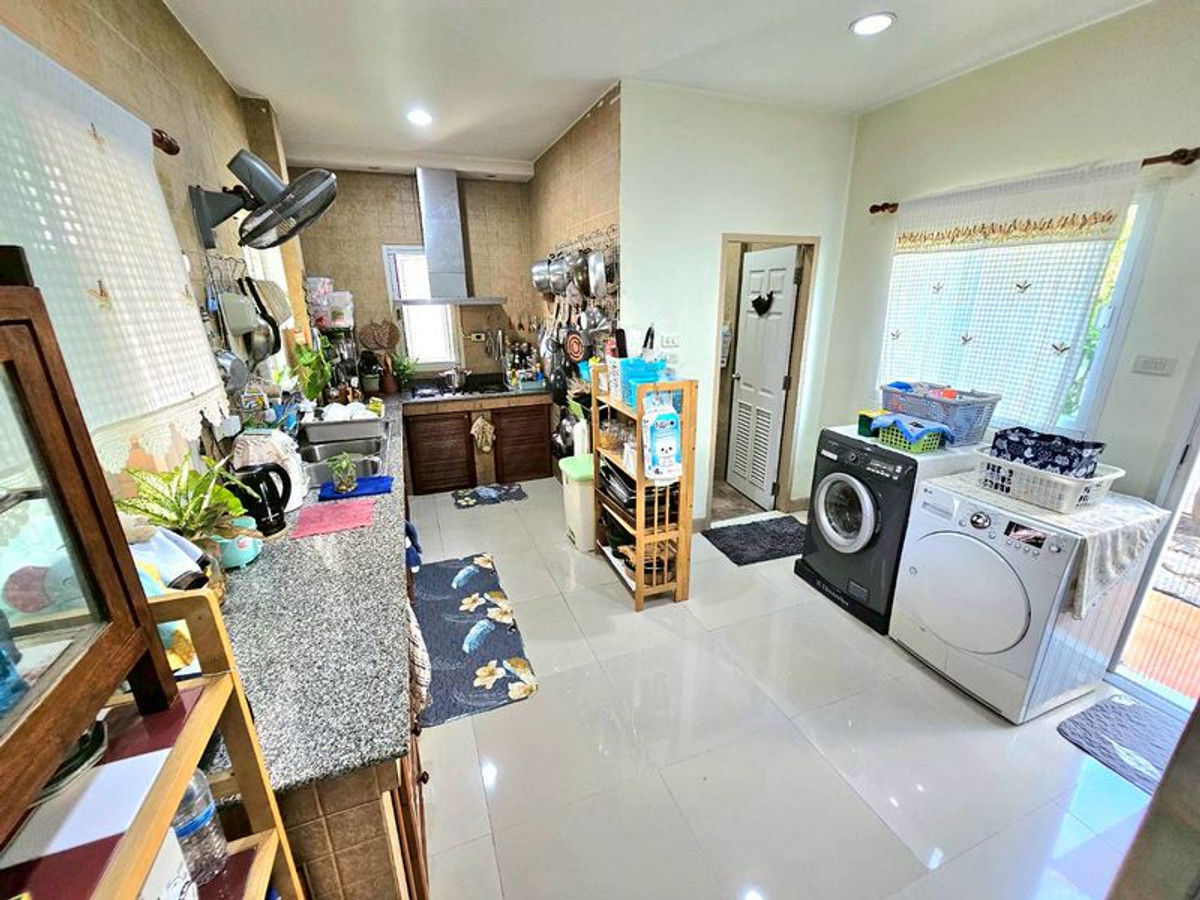 For SaleHousePathum Thani,Rangsit, Thammasat : Single house for sale, 90 sq m, Charlotteville Village. (Charlotte's Ville) Soi Hathairat 74 - Sai Mai, beautiful garden, ready to move in. Bueng Kham Proi Subdistrict, Lam Luk Ka District, Pathum Thani