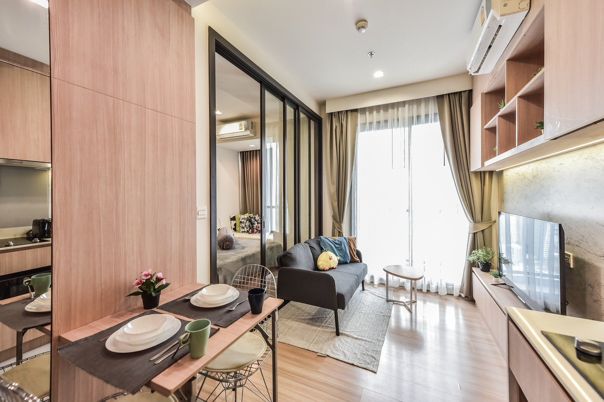 ให้เช่าคอนโดสะพานควาย จตุจักร : 🏷️   [For Rent] Condo M Jatujak | Pet Friendly | 1BR 34 sq.m | Floor 19 (Tower A) | 20,000 THB/month | Ref: UE0003 | LINE: @747caxmk