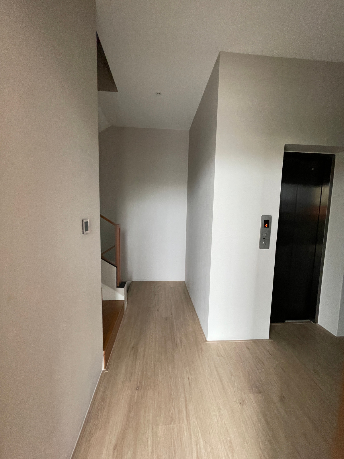 ขายบ้านพัฒนาการ ศรีนครินทร์ : ขายบ้านเดี่ยวหรู 4 ชั้น ZENITH 5 RESIDENCES ศรีนครินทร์ หลัง Paradise Park พื้นที่ใช้สอย 531 ตร.ม. ใกล้รถไฟฟ้าสายสีเหลือง