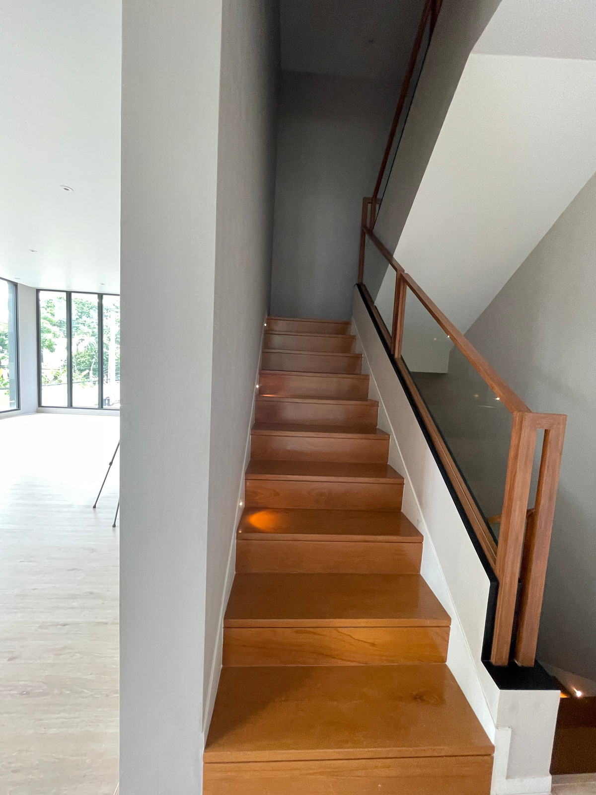 ขายบ้านพัฒนาการ ศรีนครินทร์ : ขายบ้านเดี่ยวหรู 4 ชั้น ZENITH 5 RESIDENCES ศรีนครินทร์ หลัง Paradise Park พื้นที่ใช้สอย 531 ตร.ม. ใกล้รถไฟฟ้าสายสีเหลือง