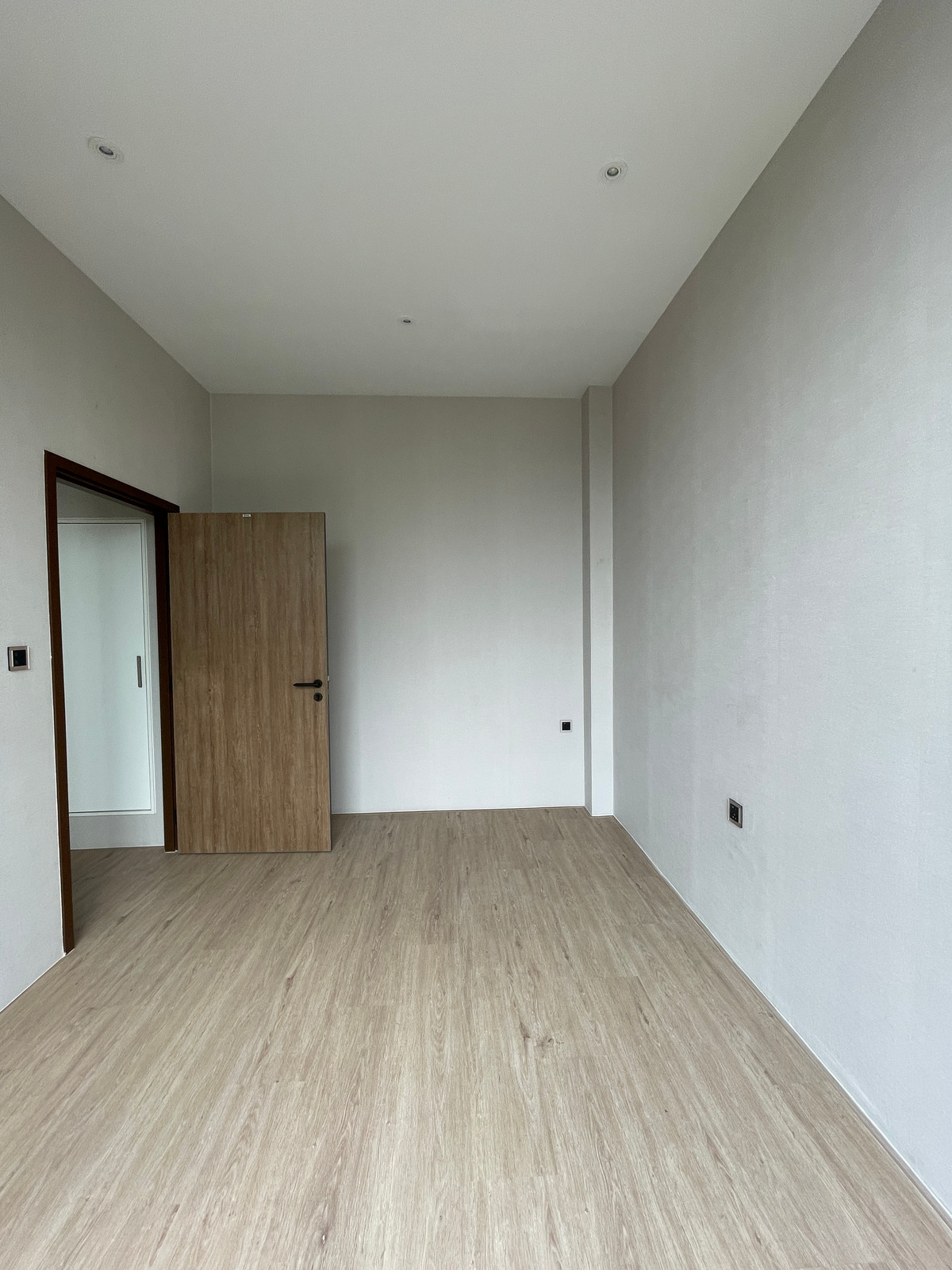 ขายบ้านพัฒนาการ ศรีนครินทร์ : ขายบ้านเดี่ยวหรู 4 ชั้น ZENITH 5 RESIDENCES ศรีนครินทร์ หลัง Paradise Park พื้นที่ใช้สอย 531 ตร.ม. ใกล้รถไฟฟ้าสายสีเหลือง