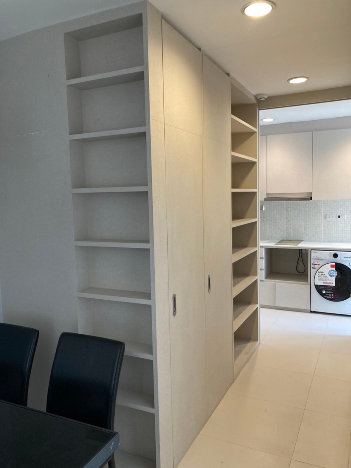 ให้เช่าคอนโดราชเทวี พญาไท : ปล่อยเช่า  ปทุมวัน รีสอร์ท   ห้องรีโนเวทใหม่ทั้งห้อง