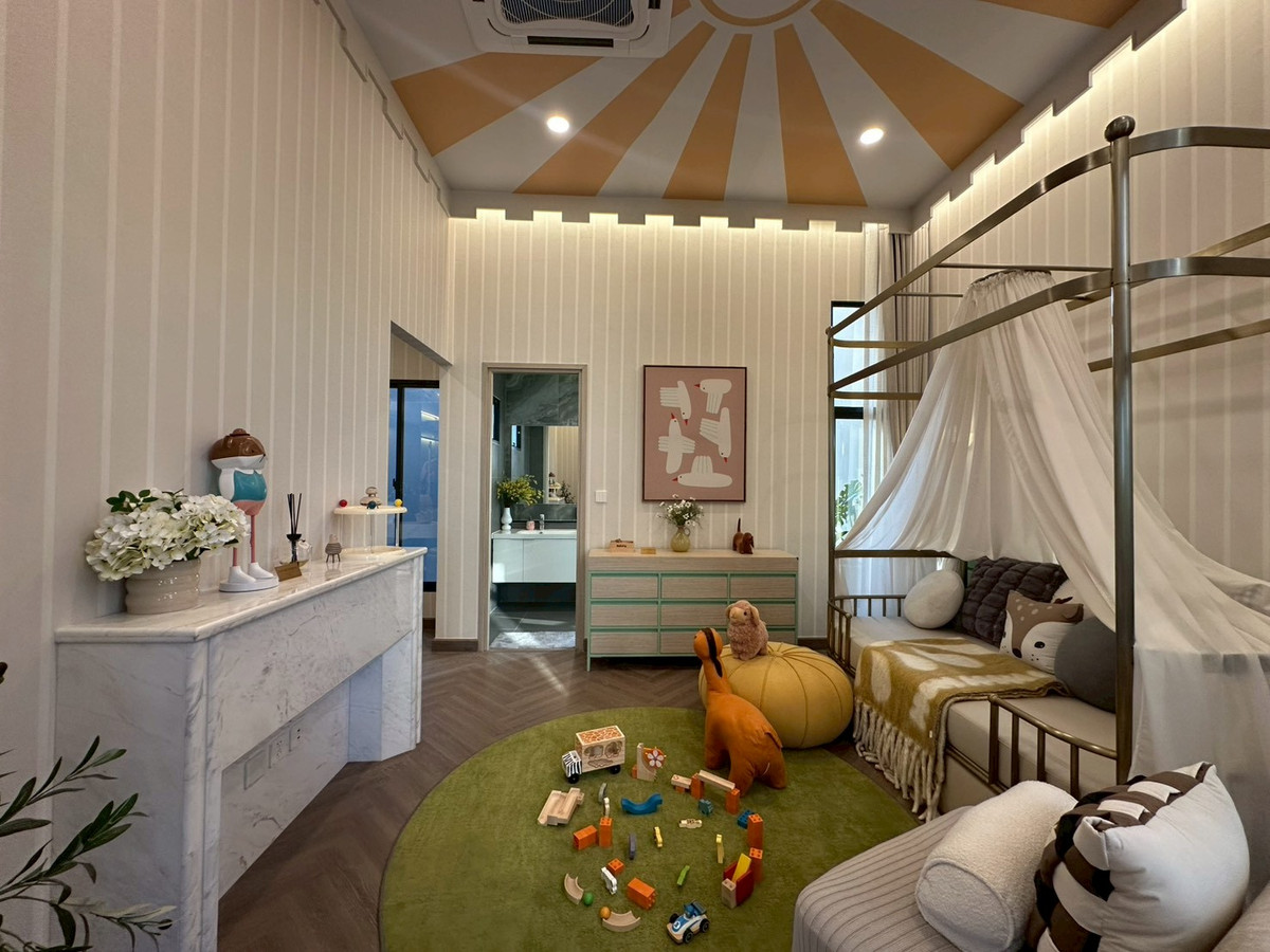 For SaleHousePattanakan, Srinakarin : For sale luxury house in Pattanakarn✨4 bedroom 421 sq.m fully furnished with show unit 42.5 mb negotiable Tel 0863692224