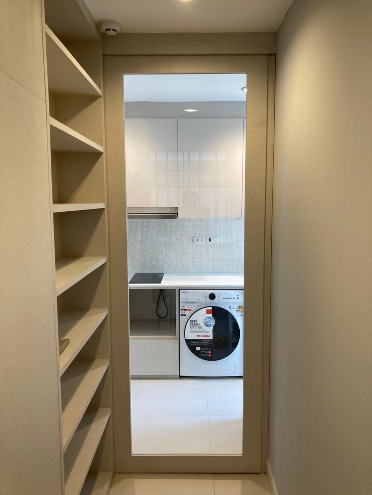 ให้เช่าคอนโดราชเทวี พญาไท : ปล่อยเช่า  ปทุมวัน รีสอร์ท   ห้องรีโนเวทใหม่ทั้งห้อง