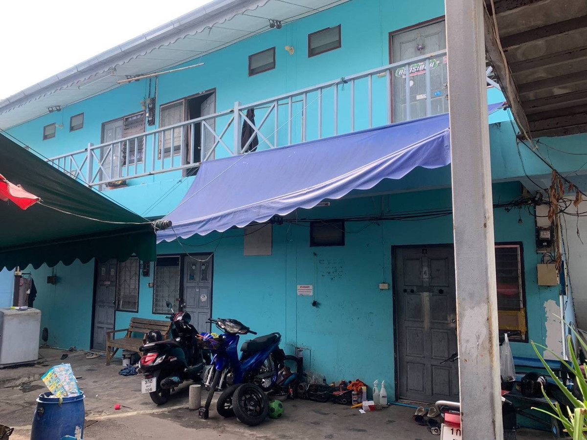 ขายอาคารพาณิชย์พัทยา บางแสน ชลบุรี สัตหีบ : ★ด่วน!! ขาย อาคาร พัทยา มีทั้งหมด 12 ห้อง ★พื้นที่ 97 ตรว. ★ทำเลดี ★ 