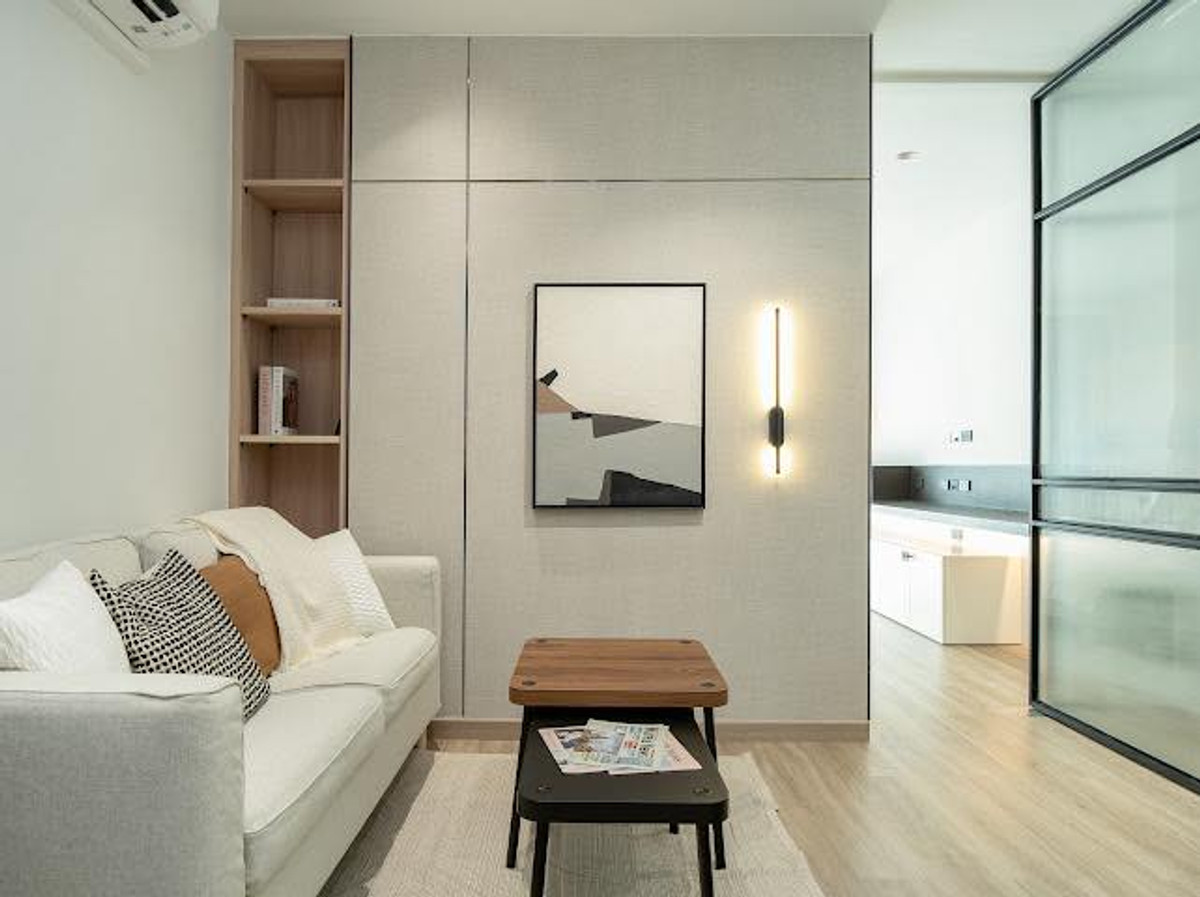 For RentCondoSilom, Saladaeng, Bangrak : 🏷️  [For Rent] Silom Grand Terrace | 1BR 43 sq.m | Floor 5 | 30,000 THB/month | Ref: UE0004 | LINE: @747caxmk