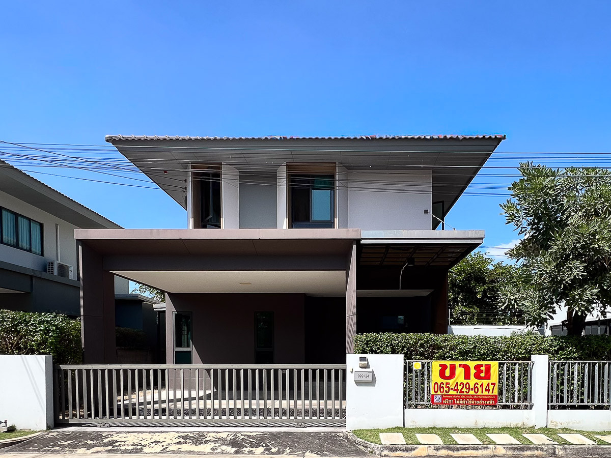 For SaleHouseLadkrabang, Suwannaphum Airport : Single House for Sale near Suvarnabhumi | Saransiri Sriwaree | 50.40 sq.wah | Ready to Move In