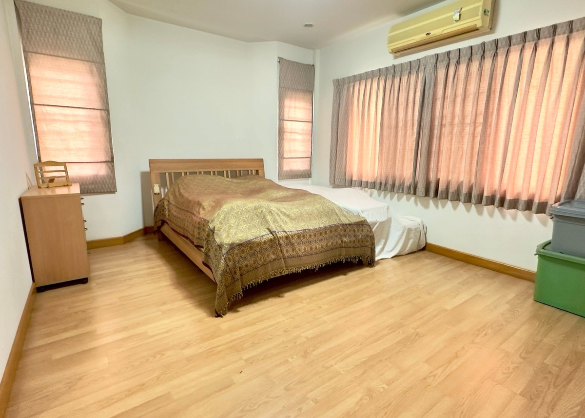 ขายบ้านแจ้งวัฒนะ เมืองทอง : บ้านเดี่ยว 2 ชั้น โครงการแกรนด์คาแนล ประชาชื่น , นนทบุรี เนื้อที่ 73.5 ตรว. 370 ตรม. หลังมุม  เฟอร์พร้อม Move in