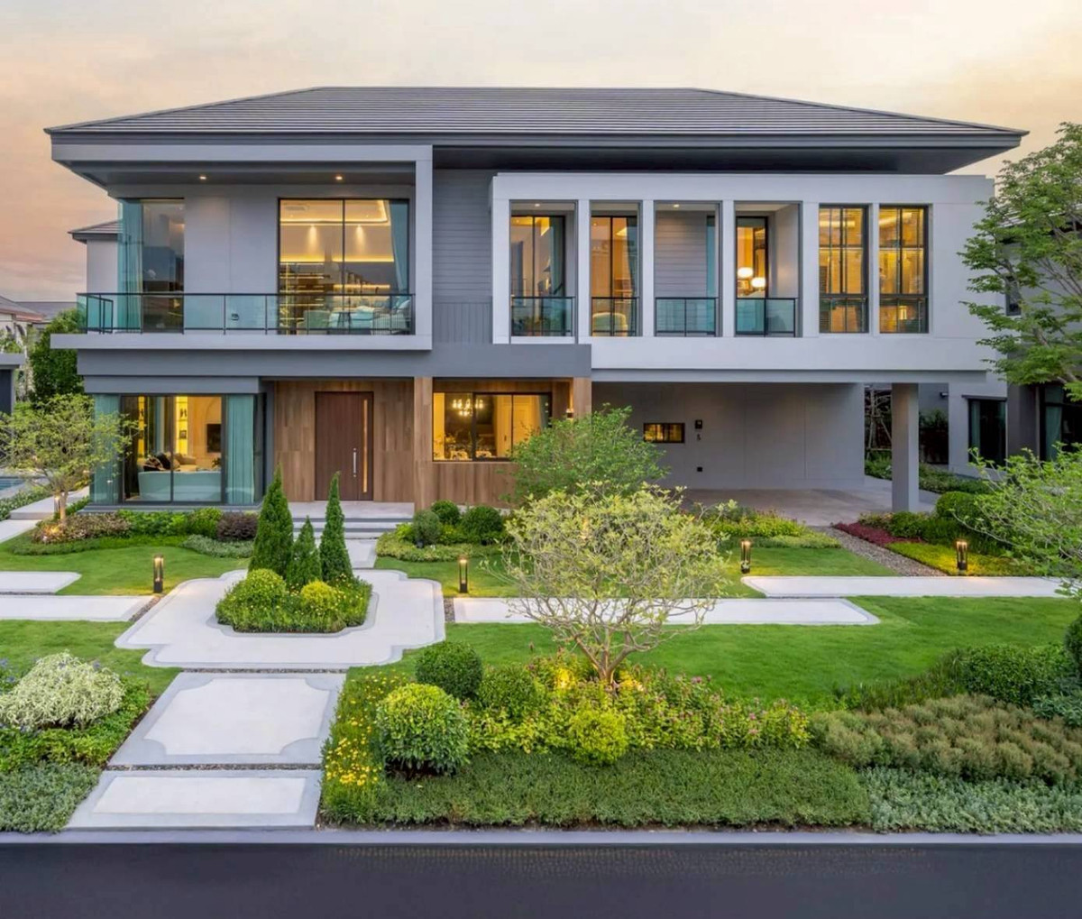 For SaleHouseRattanathibet, Sanambinna : Bangkok Boulevard Ngamwongwan Esplanade Cineplex Ngamwongwan-Khae Rai Code : H8150