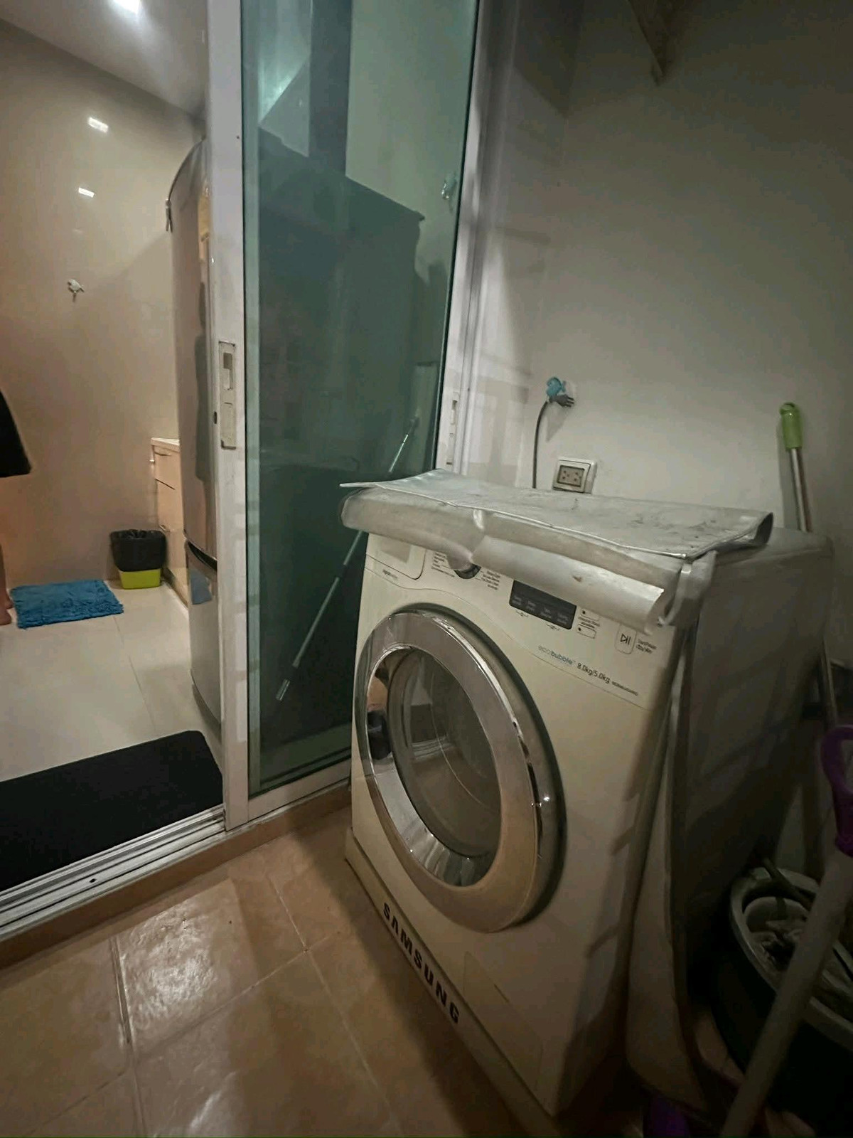 คอนโดลาดพร้าว101 แฮปปี้แลนด์ : happy condo ladpra101 เช่า 14000 ขาย2ล้าน line add id paolin1