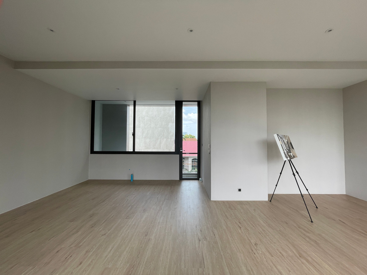 ขายบ้านพัฒนาการ ศรีนครินทร์ : ขายบ้านเดี่ยวหรู 4 ชั้น ZENITH 5 RESIDENCES ศรีนครินทร์ หลัง Paradise Park พื้นที่ใช้สอย 531 ตร.ม. ใกล้รถไฟฟ้าสายสีเหลือง