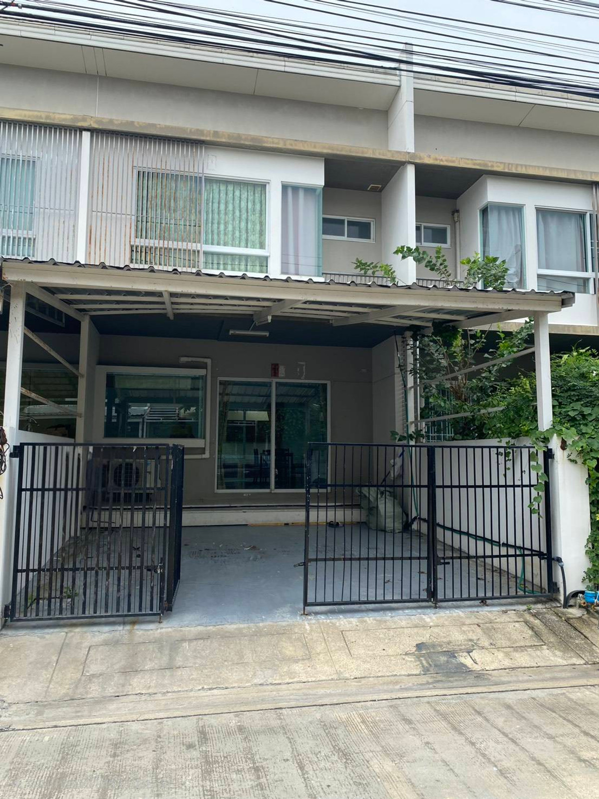 ให้เช่าทาวน์โฮมราษฎร์บูรณะ สุขสวัสดิ์ : ให้เช่าทาวน์โฮม อินดี้ ประชาอุทิศ 90 ใกล้ บิ๊กซี ฟู้ดเพลส ประชาอุทิศ เพียง 4 นาที