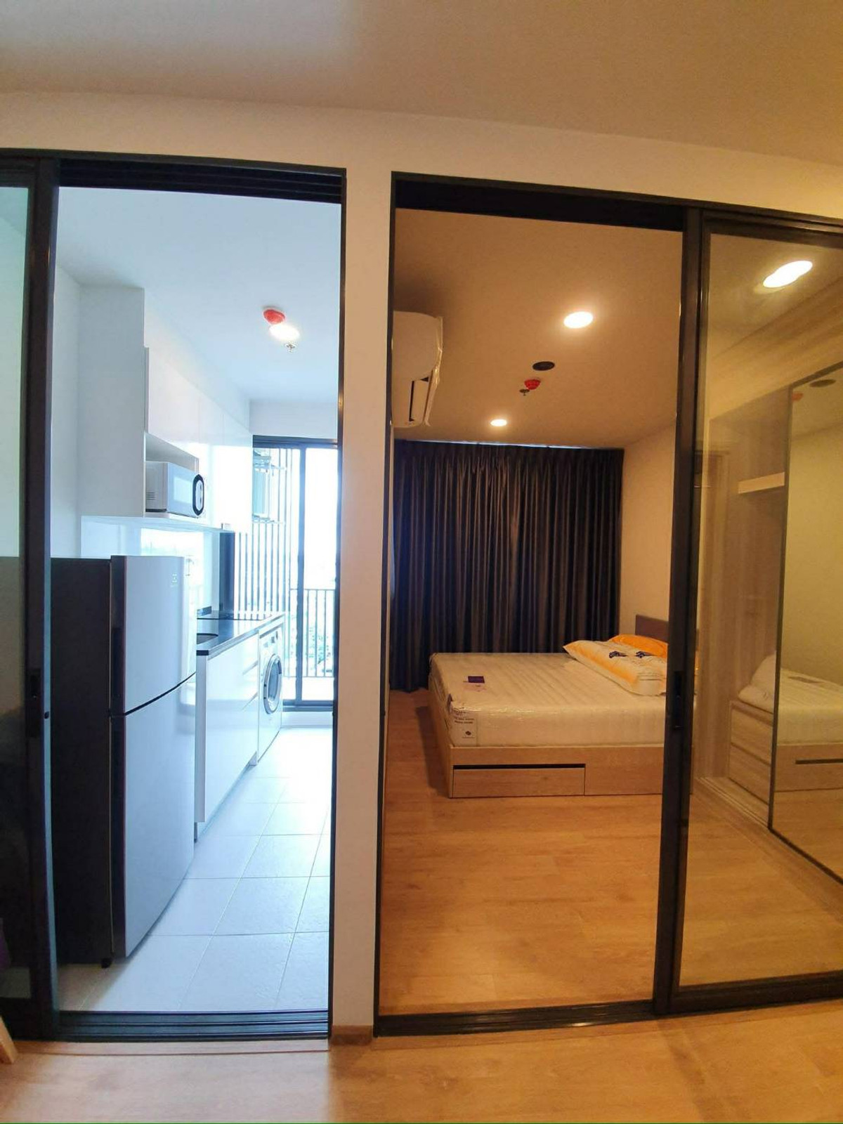 For RentCondoKasetsart, Ratchayothin : For rent Chewathai Kaset-Nawamin (28 sq m.), corner room, ready to move in.
