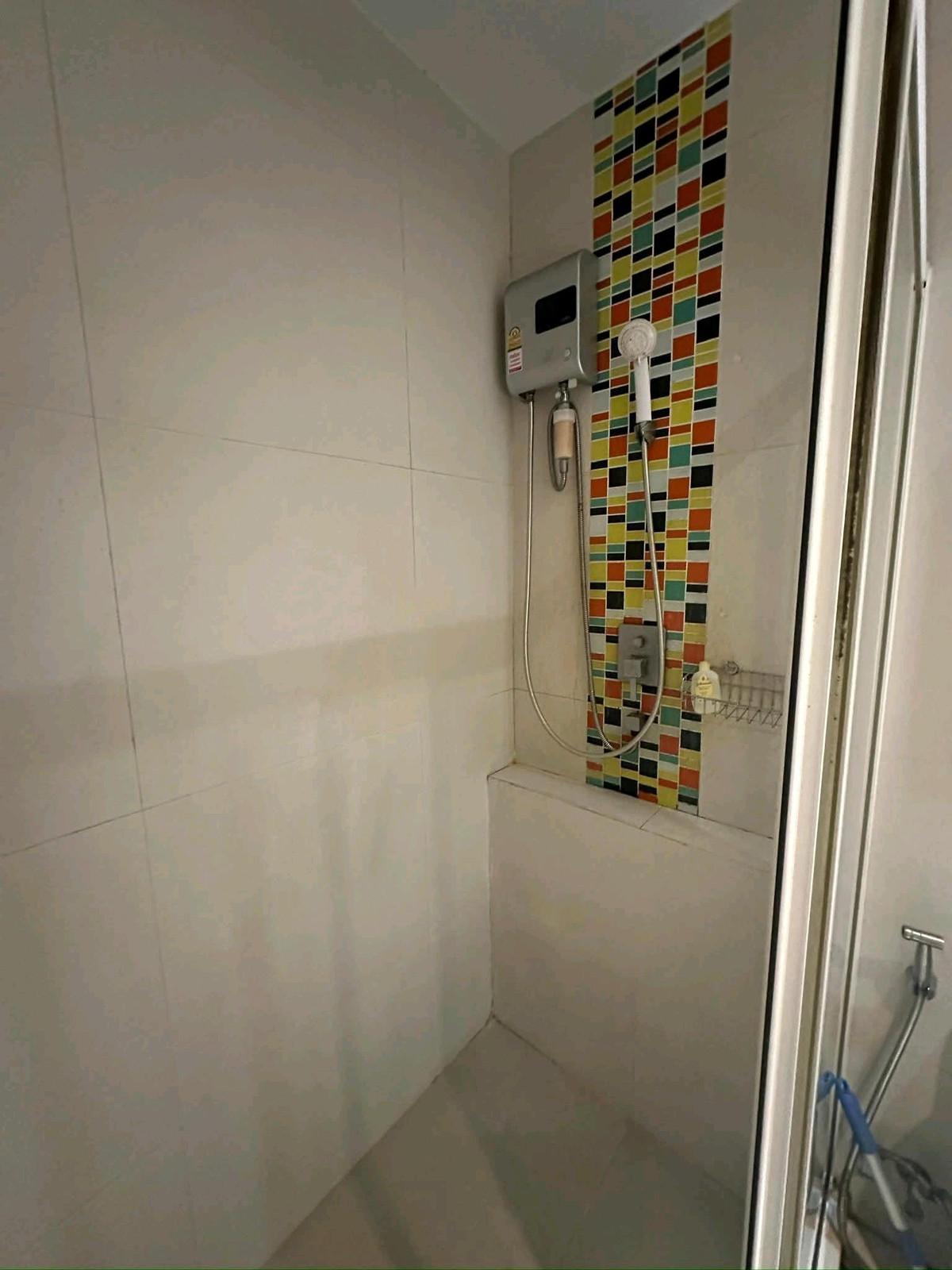 คอนโดลาดพร้าว101 แฮปปี้แลนด์ : happy condo ladpra101 เช่า 14000 ขาย2ล้าน line add id paolin1