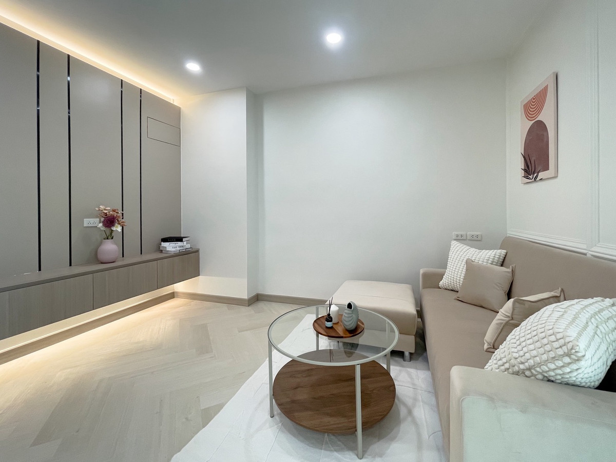 For SaleCondoLadprao101, Happy Land, The Mall Bang Kapi : sell !! Condo Happy Condo Ladprao 101 (Happy Condo Ladprao 101, pets allowed, near BTS Ladprao 101, just 5 minutes.