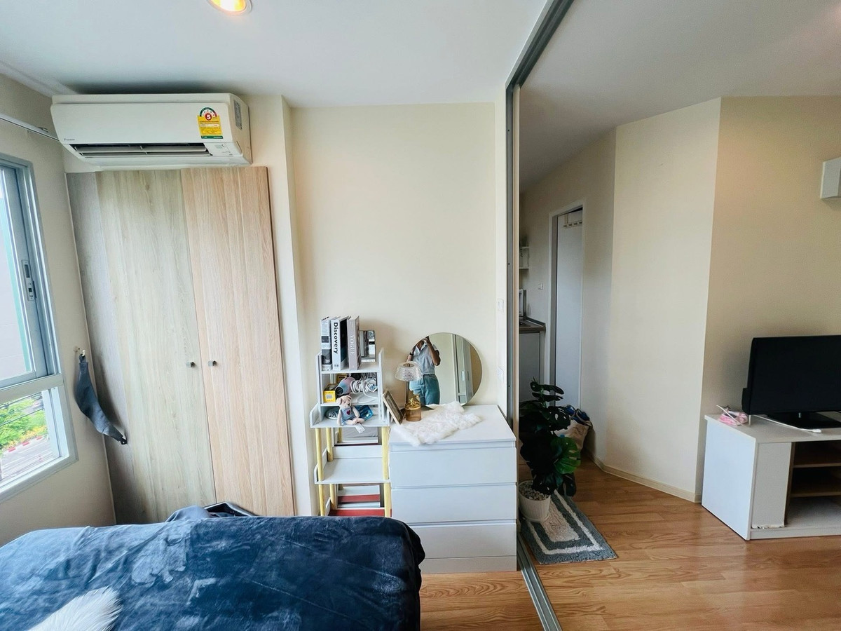 For SaleCondoOnnut, Udomsuk : 💫 Selling “Lumpini Ville On Nut 46”. Two units available in Building D and C1, 5th floor, facing the 7-Eleven. 💸 Price 1.39 million baht. The units are newly renovated. Building C1, 5th floor, 23 sq.m., street view. 7-Eleven is located under the building.