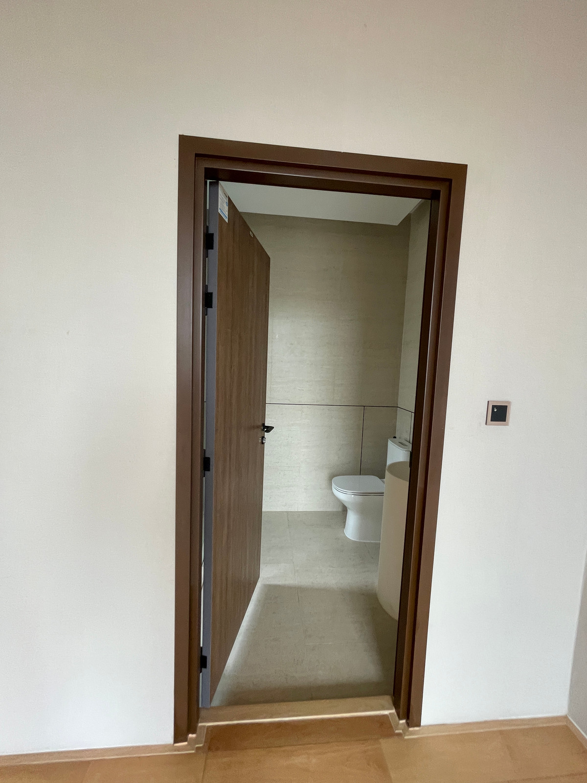 ขายบ้านพัฒนาการ ศรีนครินทร์ : ขายบ้านเดี่ยวหรู 4 ชั้น ZENITH 5 RESIDENCES ศรีนครินทร์ หลัง Paradise Park พื้นที่ใช้สอย 531 ตร.ม. ใกล้รถไฟฟ้าสายสีเหลือง