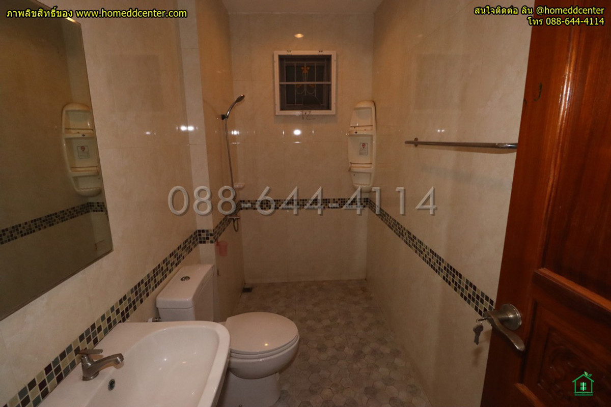 ขายบ้านมีนบุรี-ร่มเกล้า : ขายขาดทุนจริงๆ บ้านเดี่ยวหลังริม ม.ราชพฤกษ์ รามคำแหง–สุวินทวงศ์ (มีนบุรี) ใกล้รถไฟฟ้าสายสีส้ม–สีชมพู ราคา 3.95 ล้าน ใกล้สารสาสน์ มีนบุรี