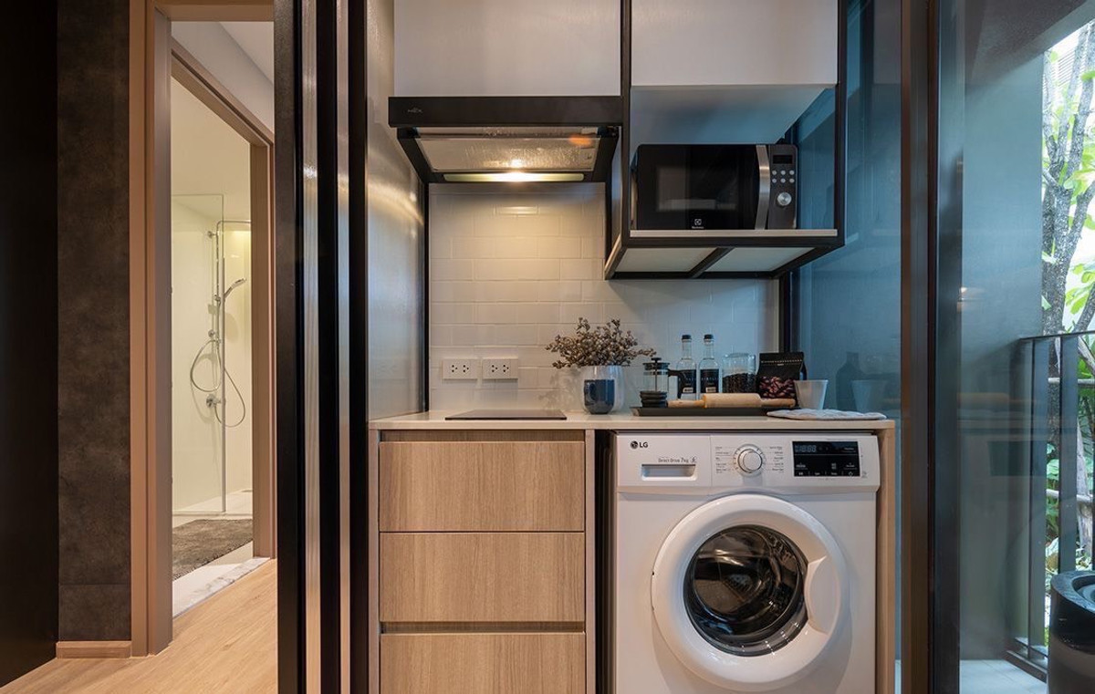 ขายดาวน์คอนโดเลียบทางด่วนรามอินทรา : ขายดาวน์ คอนโด Noble Create เอกมัย–รามอินทรา (30.10 ตร.ม.) 1 นอน  ติด Crystal Park ประดิษฐ์มนูธรรม