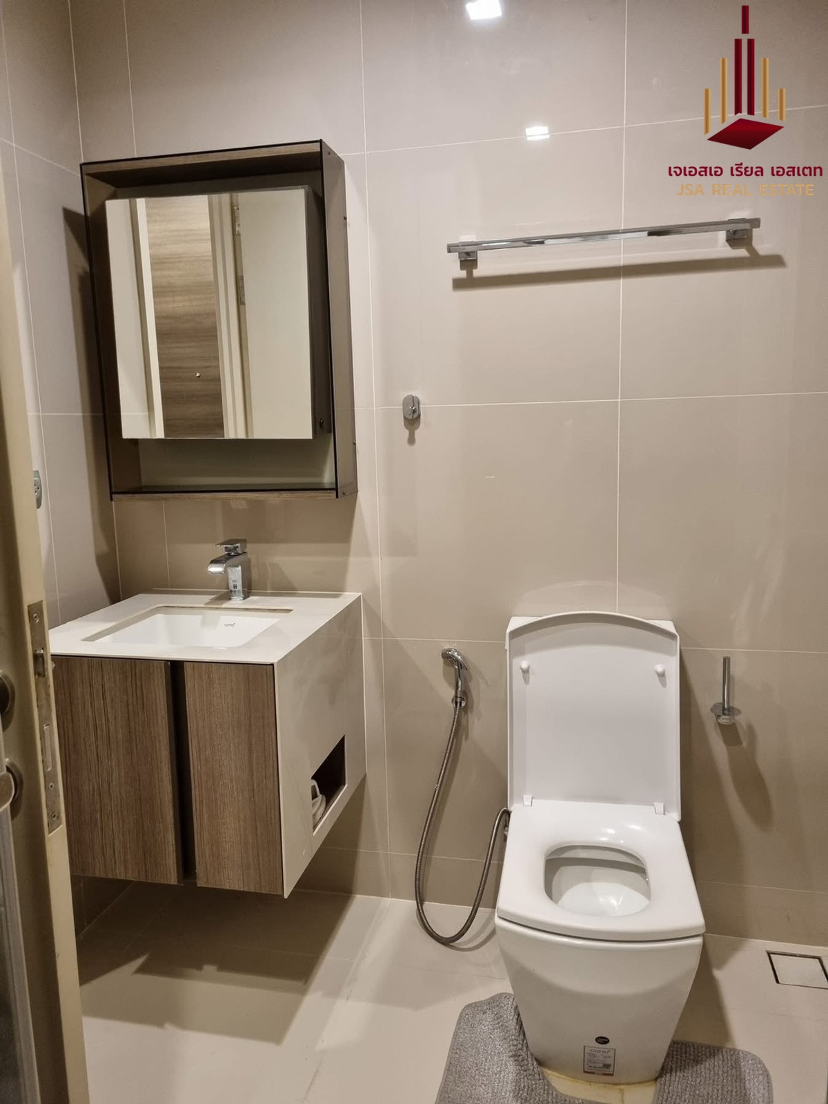 For SaleCondoSapankwai,Jatujak : ✨ For Sale: The Line Phahon-Pradipat Condo ✨ 💰 Only 4,849,000 THB