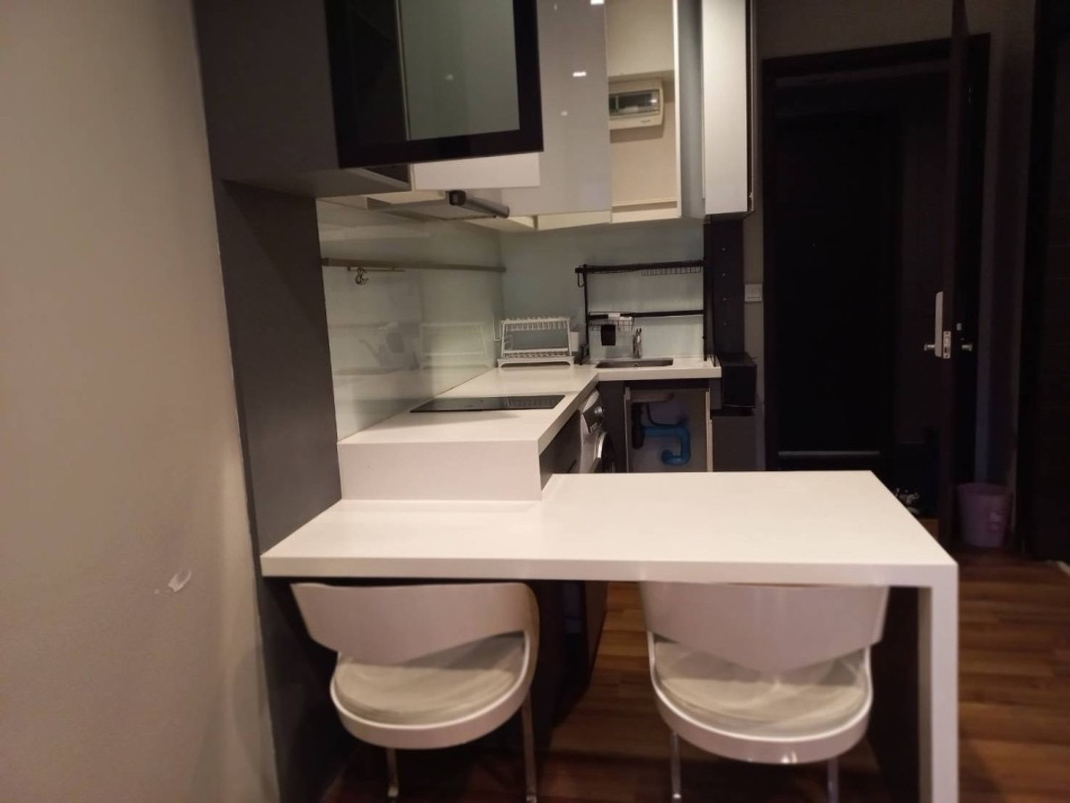 ให้เช่าคอนโดรัชดา ห้วยขวาง : ให้ เช่า Ivy Ampio ไอวี่ แอมพิโอ 45ตารางเมตร 1ห้องนอน (พร้อมเข้าอยู่)