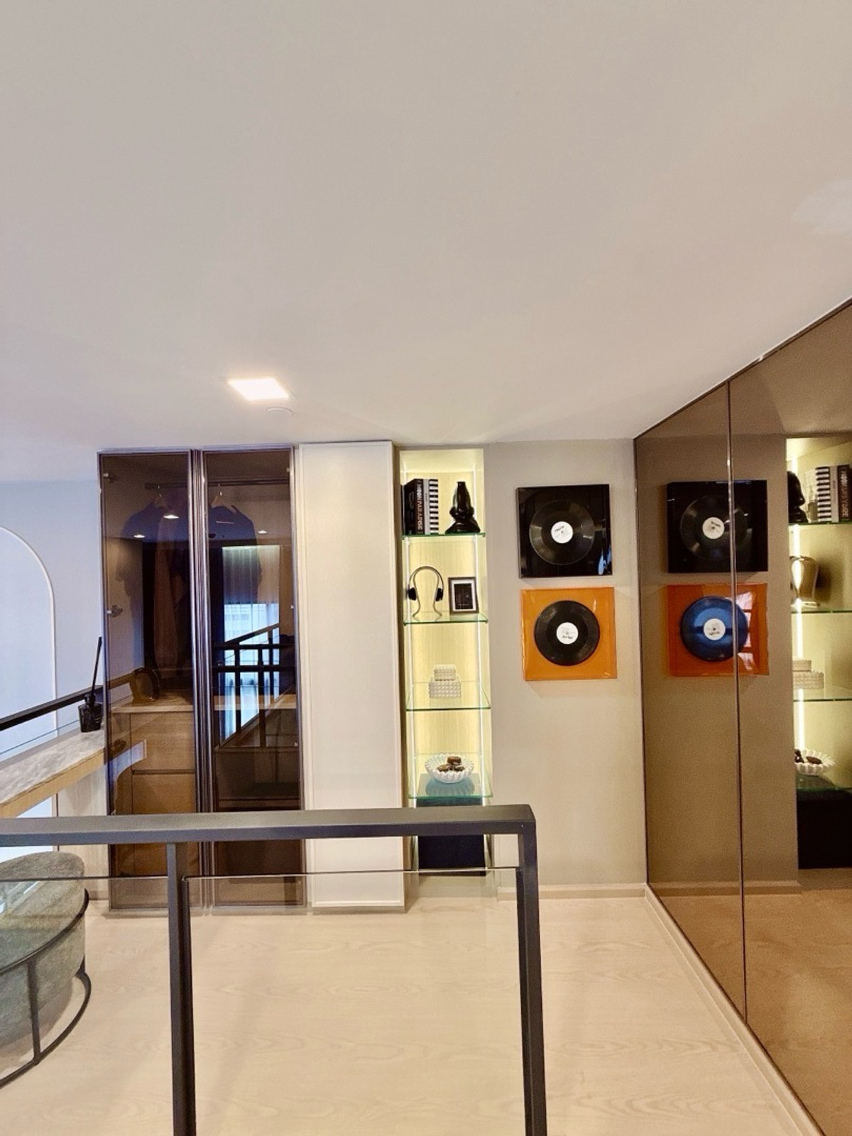 ขายคอนโดพระราม 9 เพชรบุรีตัดใหม่ RCA : 𝐓𝐇𝐄 𝐁𝐀𝐒𝐄 𝐔𝐑𝐁𝐀𝐍 𝐑𝐀𝐌𝐀𝟗 𝐅𝐫𝐞𝐞 ทุกค่าใช่จ่าย ฟรีเงินดาวน์ 𝐎 บาท ผ่อนสบายๆ 𝟖,𝟗𝟎𝟎/เดือน ราคาดีที่สุด 