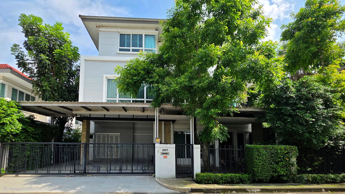 บ้านเกษตร นวมินทร์ ลาดปลาเค้า : 🌿 บ้านเดี่ยวหลังมุม – แกรนด์บางกอกบูเลอวาร์ด รามอินทรา
✨ บ้านหรู บรรยากาศร่มรื่น ติดถนนใหญ่ ใกล้ MRT สีชมพู