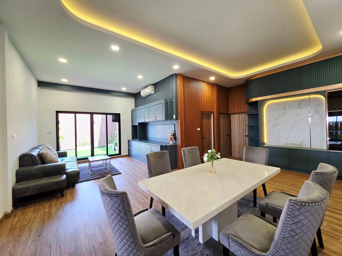 For RentHousePattaya, Bangsaen, Chonburi : House with land Soi Sukhumvit - Pattaya 15 - 17 / 3 bedrooms (for rent), House & Land Soi Sukhumvit - Pattaya 15 - 17 / 3 Bedrooms (FOR RENT) BEWN006