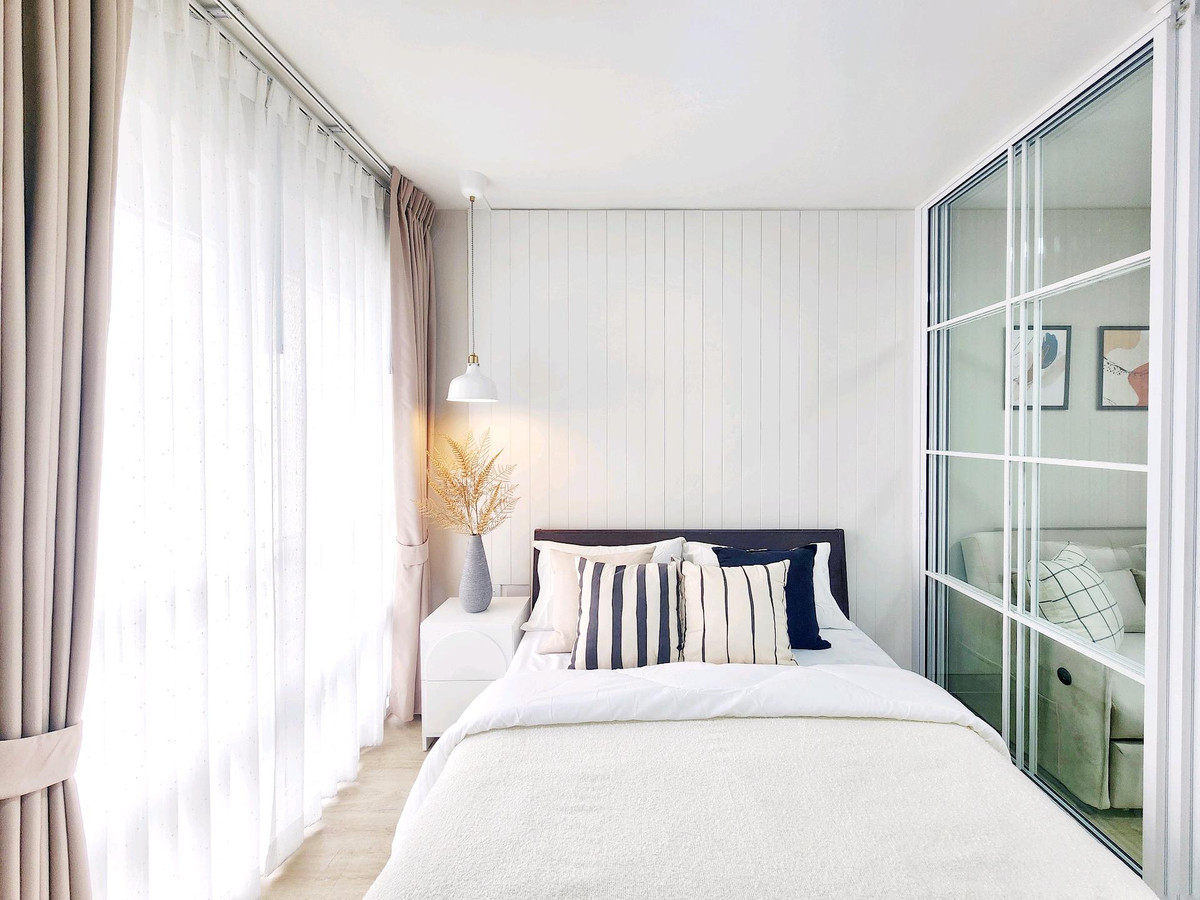 ขายคอนโดพระราม 9 เพชรบุรีตัดใหม่ RCA : ผ่อนเริ่มต้นเพียง 5,xxx บาท/เดือน คอนโดเดินทางสะดวก ใกล้ RCA ราคาล้านกลาง ๆ ของกินในซอยเพียบ