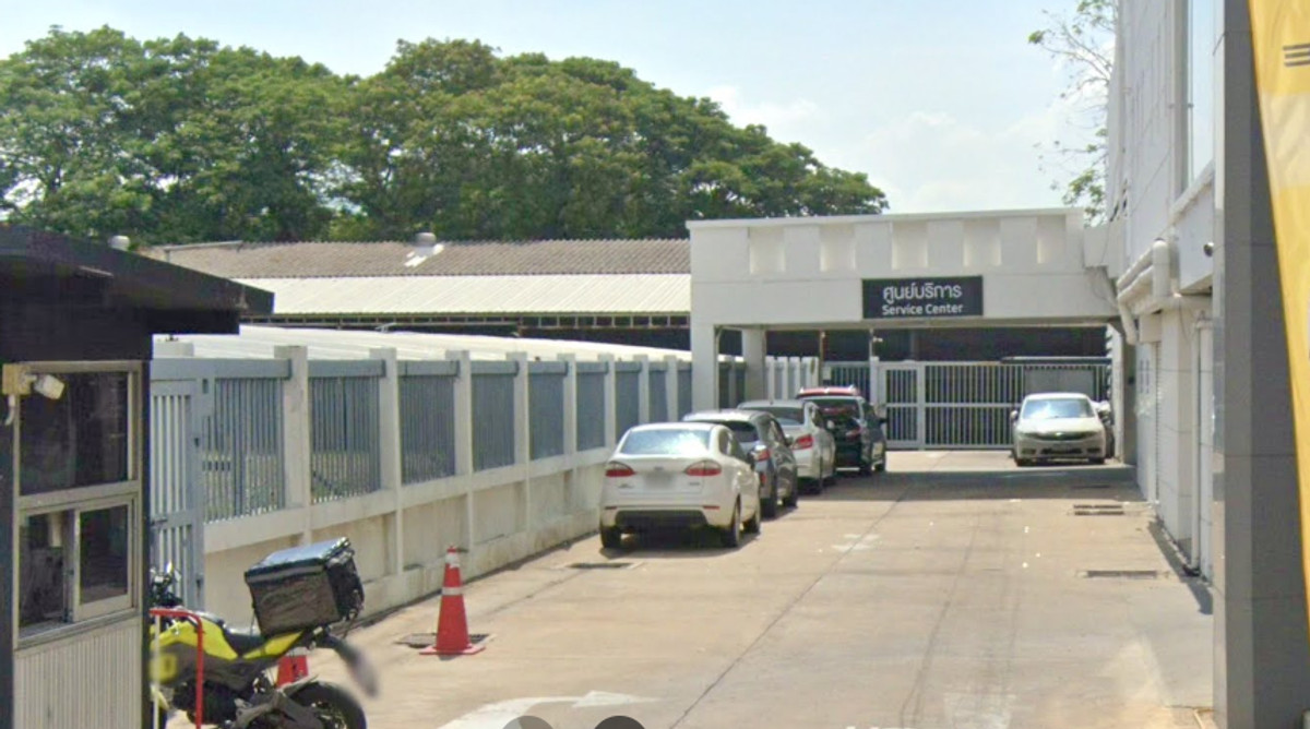 ให้เช่าโชว์รูมปทุมธานี รังสิต ธรรมศาสตร์ : ให้เช่าโชว์รูมรถยนต์พร้อมศูนย์บริการขนาดใหญ่บนเนื้อที่ 3-2-0 ไร่ พื้นที่รวม 5,487 ตร.ม. @ พหลโยธิน-รังสิต