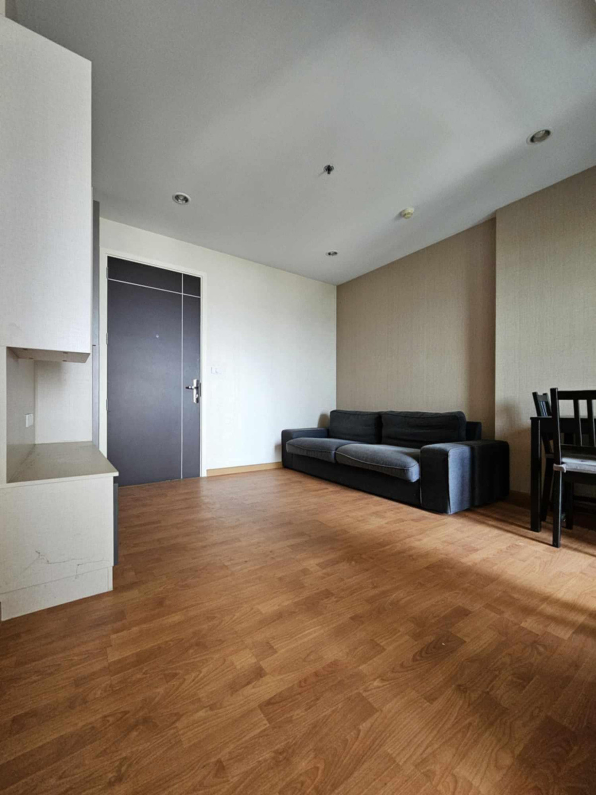 ขายคอนโดบางแค เพชรเกษม : 1 ห้องนอน   ย่านบางแค   เฟอร์นิเจอร์ครบ พร้อมเข้าอยู่      