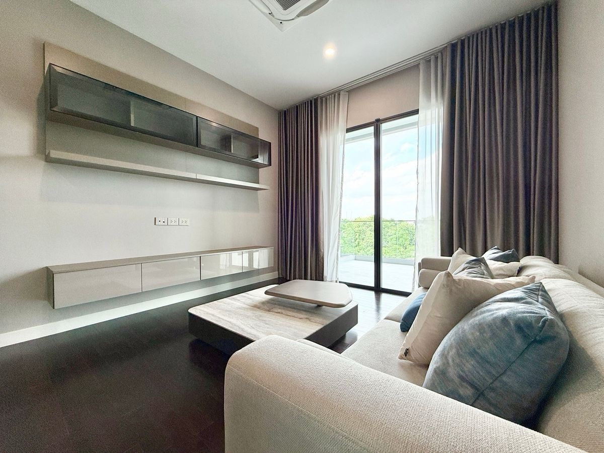 ขายบ้านเลียบทางด่วนรามอินทรา : ⭐️⭐️⭐️⭐️HOT DEAL ขายบ้าน The Honer Yothinpattana ขนาด 445 Sq.m 4 bed 3 bath เพียง 38.5 MB