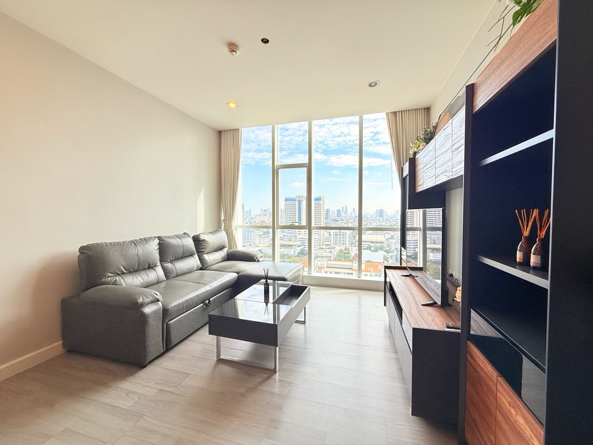 For RentCondoSathorn, Narathiwat : For rent: The Room Sathorn Pun, 2 bedrooms, 2 bathrooms, ready to move in, BTS Surasak, near Silom.