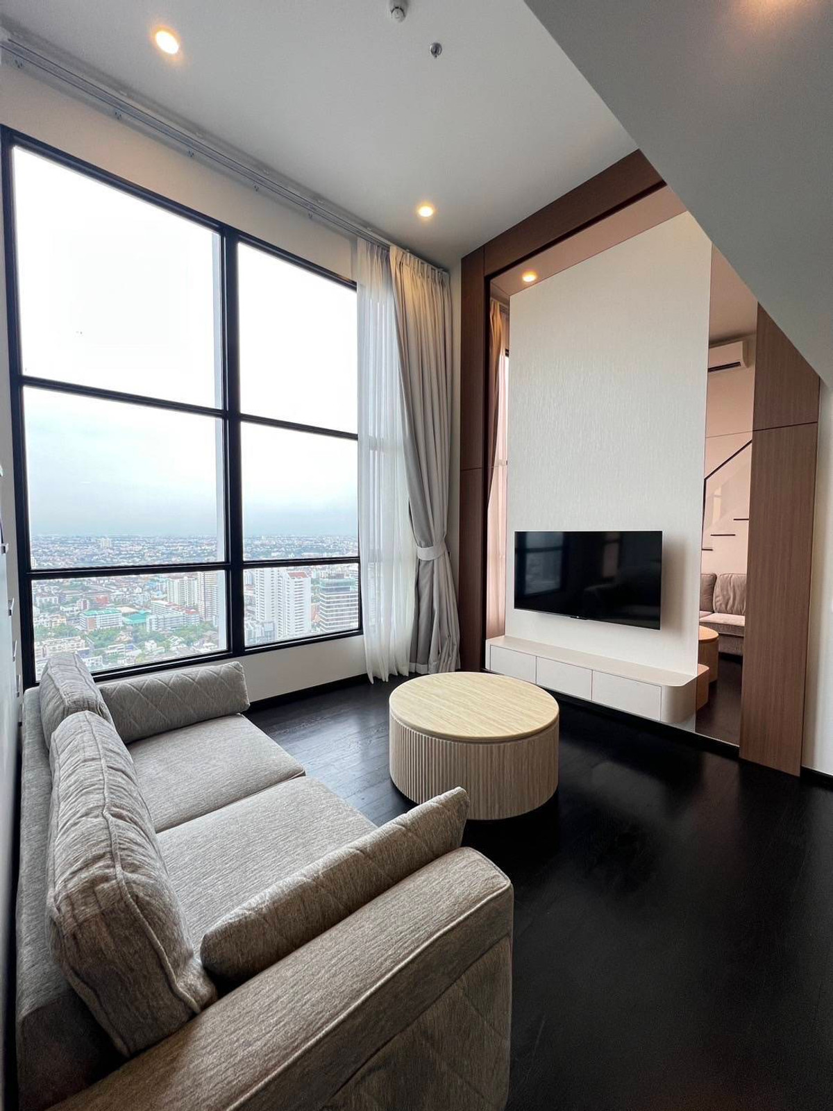 ให้เช่าคอนโดสุขุมวิท อโศก ทองหล่อ : ✨ FOR RENT | DUO SPACE – 40th Floor | Park Origin Thonglor ✨