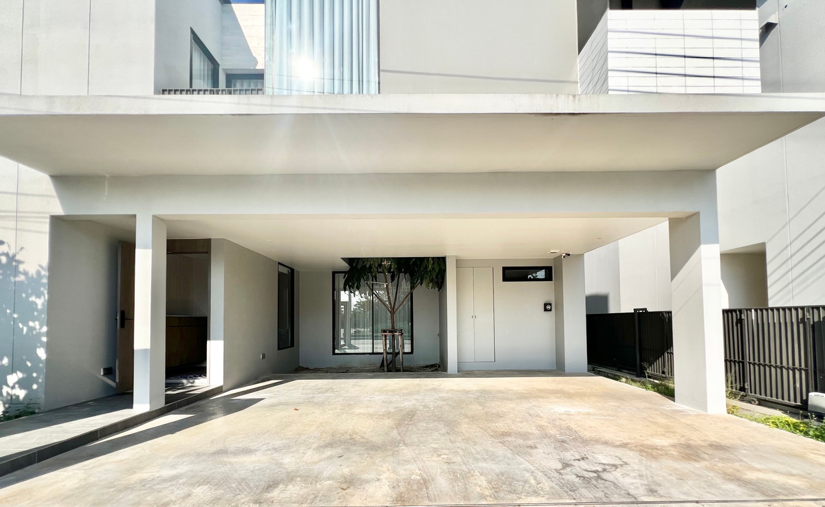 For RentHousePattanakan, Srinakarin : For rent: Single house, Noble Norse, Krungthep Kreetha, 4 bedrooms, garden view, fully furnished.