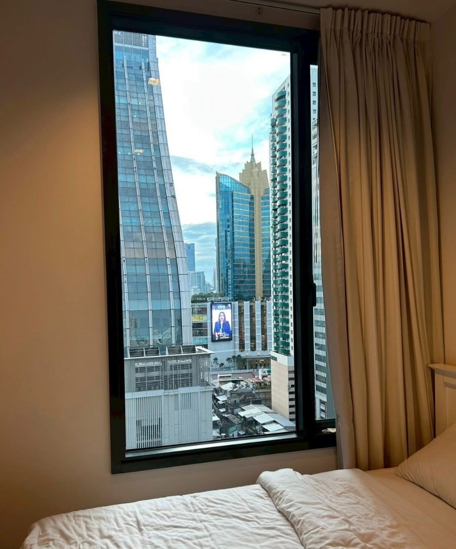 For RentCondoSukhumvit, Asoke, Thonglor : 🔥For urgent rent🔥 Edge Sukhumvit 23, spacious room, beautiful view, fully furnished, ready to move in, near BTS Asoke and MRT Sukhumvit.