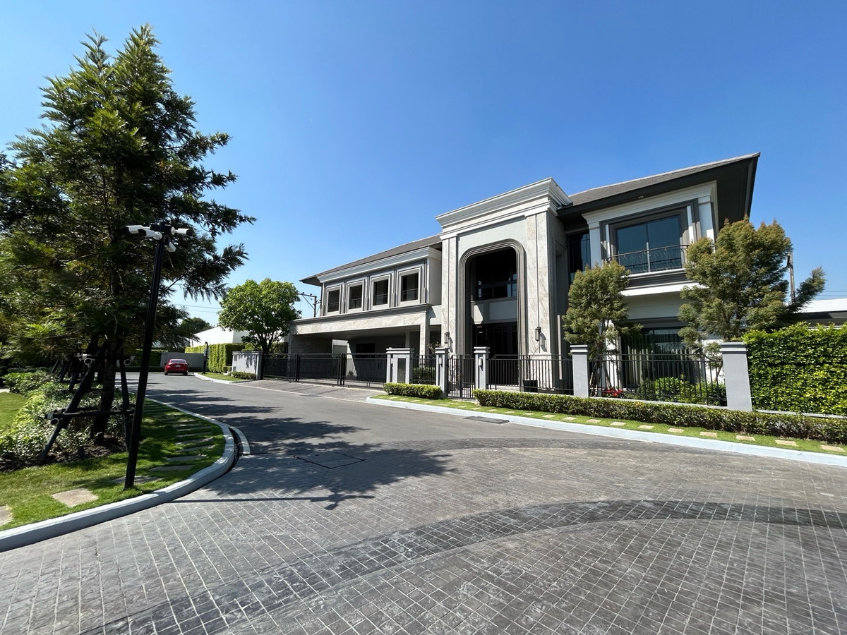 บ้านบางนา แบริ่ง ลาซาล : ให้เช่า / ขายบ้านเเกรนด์บางกอกบูเลอวาร์ด ราคาเสนอได้ค่ะ