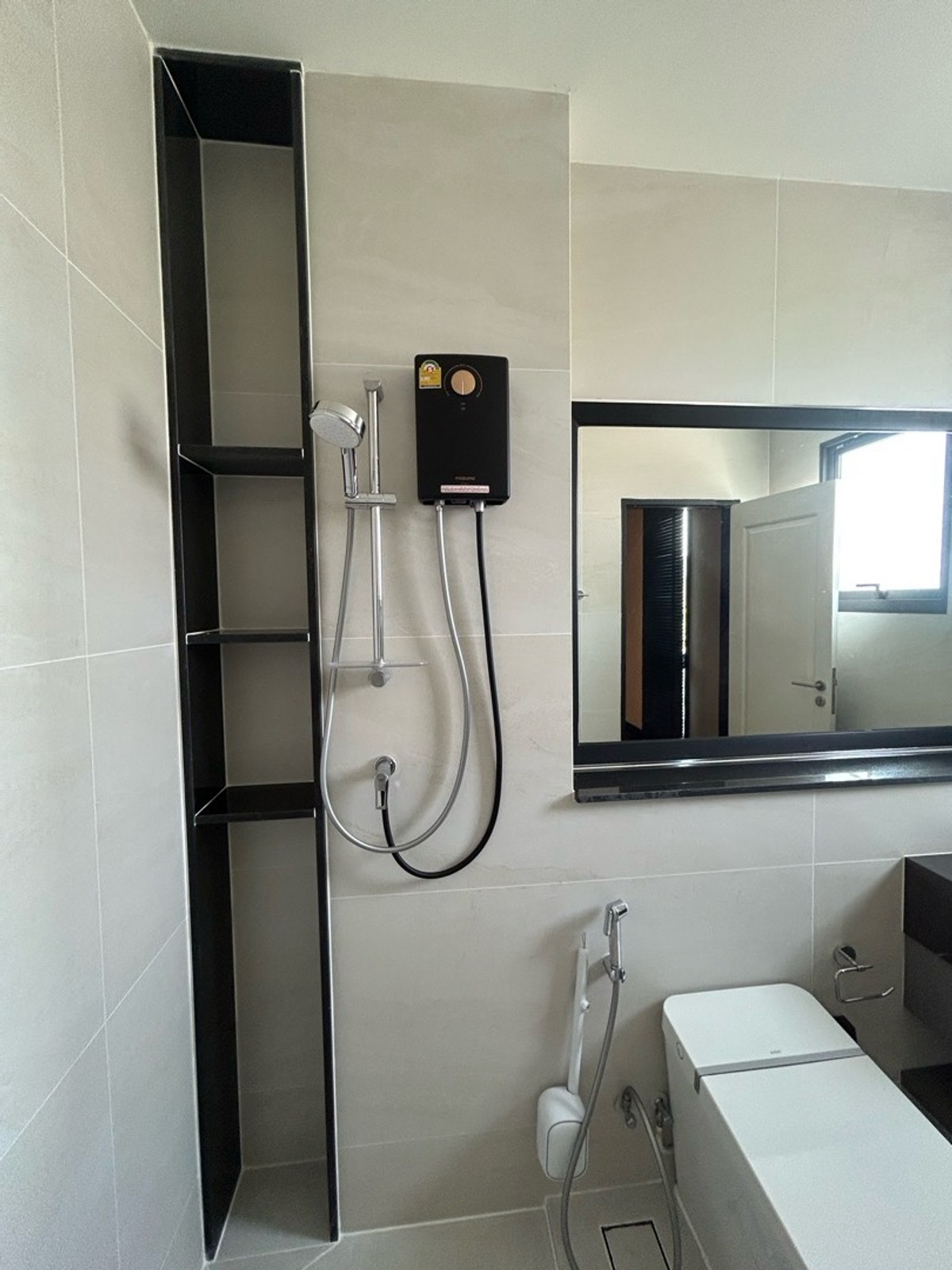 บ้านบางนา แบริ่ง ลาซาล : ให้เช่า / ขายบ้านเเกรนด์บางกอกบูเลอวาร์ด ราคาเสนอได้ค่ะ