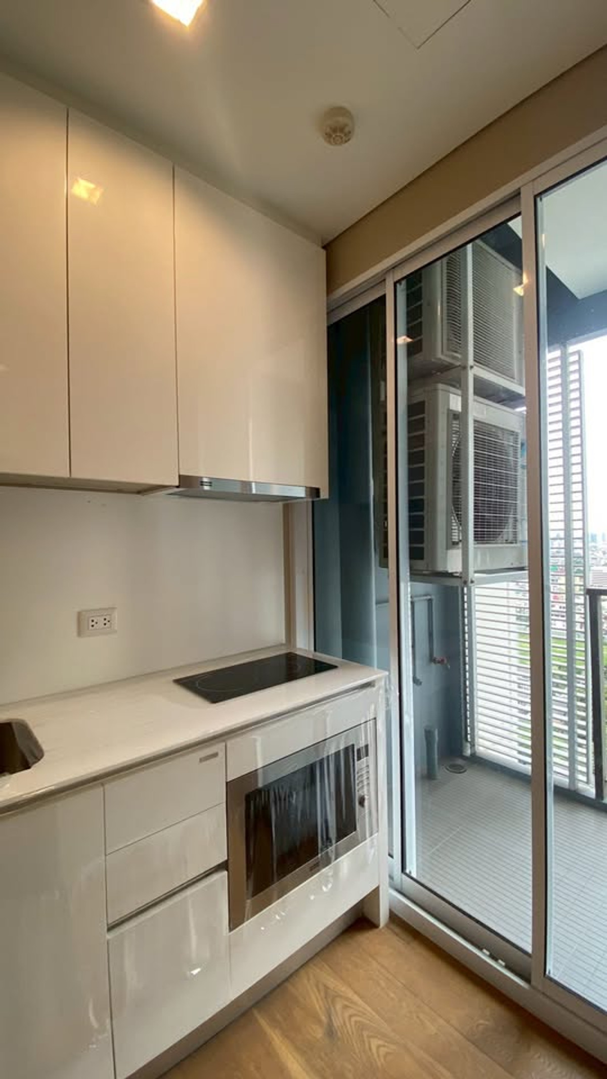 For SaleCondoLadprao, Central Ladprao : Urgent sale 📍 The Saint Residences 📍 Fully furnished and equipped with appliances, near BTS Ha Yaek Lat Phrao