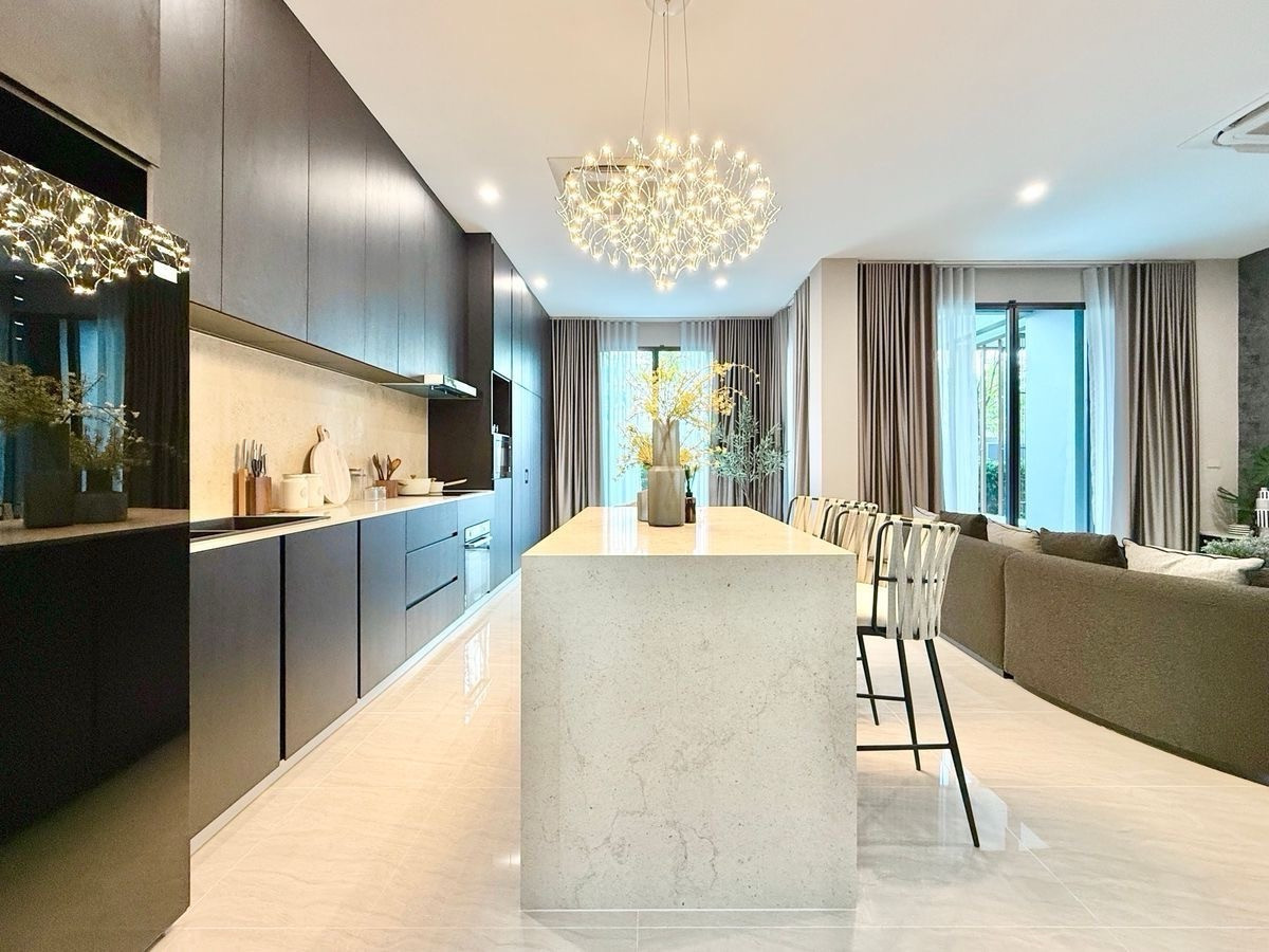 ขายบ้านเลียบทางด่วนรามอินทรา : ⭐️⭐️⭐️⭐️HOT DEAL ขายบ้าน The Honer Yothinpattana ขนาด 445 Sq.m 4 bed 3 bath เพียง 38.5 MB