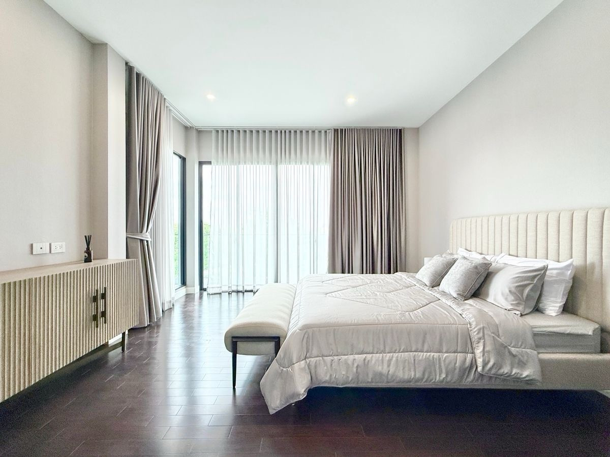 ขายบ้านเลียบทางด่วนรามอินทรา : ⭐️⭐️⭐️⭐️HOT DEAL ขายบ้าน The Honer Yothinpattana ขนาด 445 Sq.m 4 bed 3 bath เพียง 38.5 MB