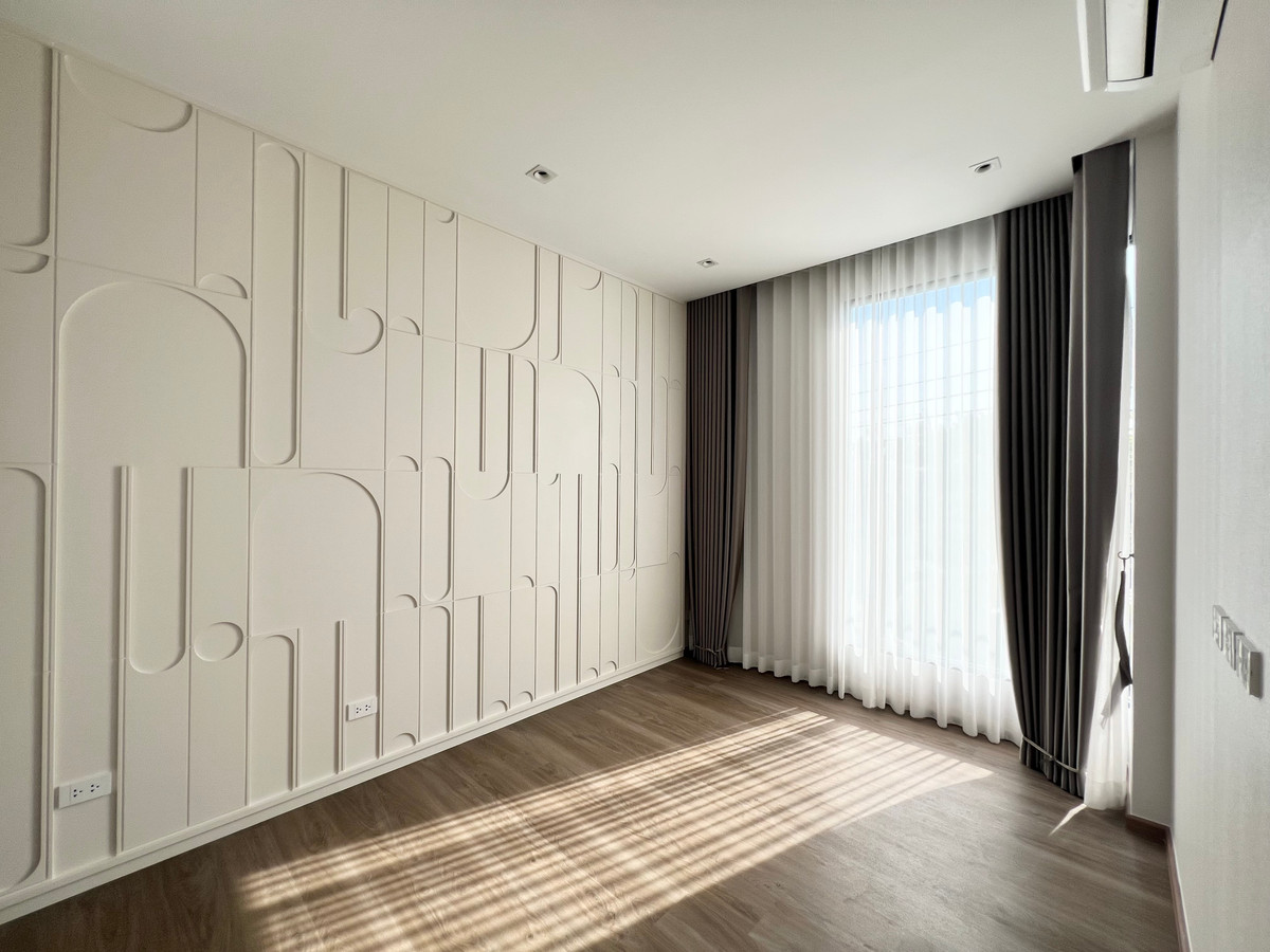 For RentHousePattanakan, Srinakarin : For rent: Single house, Noble Norse, Krungthep Kreetha, 4 bedrooms, garden view, fully furnished.