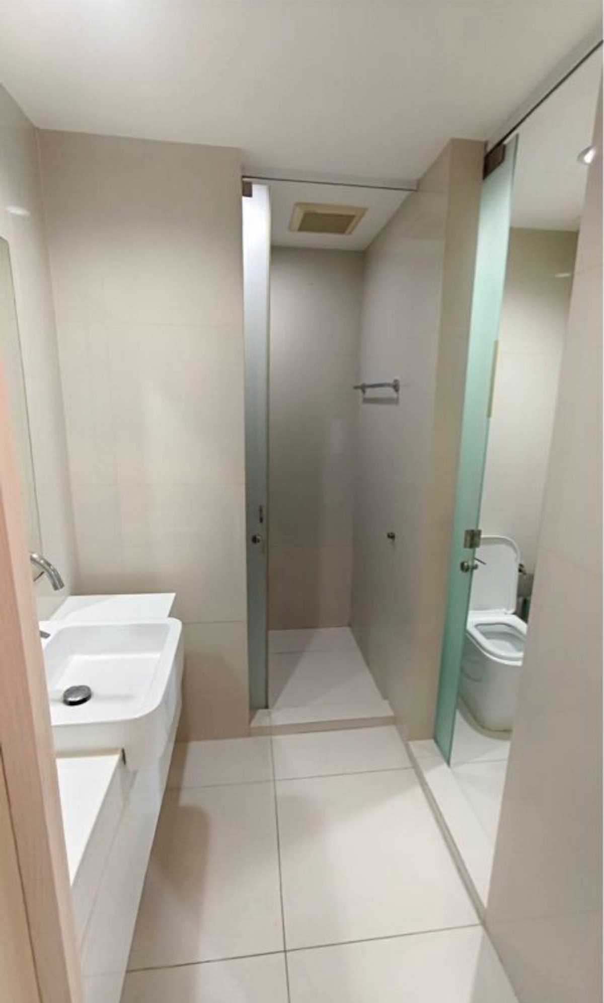 ให้เช่าคอนโดรัตนาธิเบศร์ สนามบินน้ำ พระนั่งเกล้า : ปล่อยเช่า The Hotel Serviced Condo (เดอะโฮเทล เซอร์วิส คอนโด)